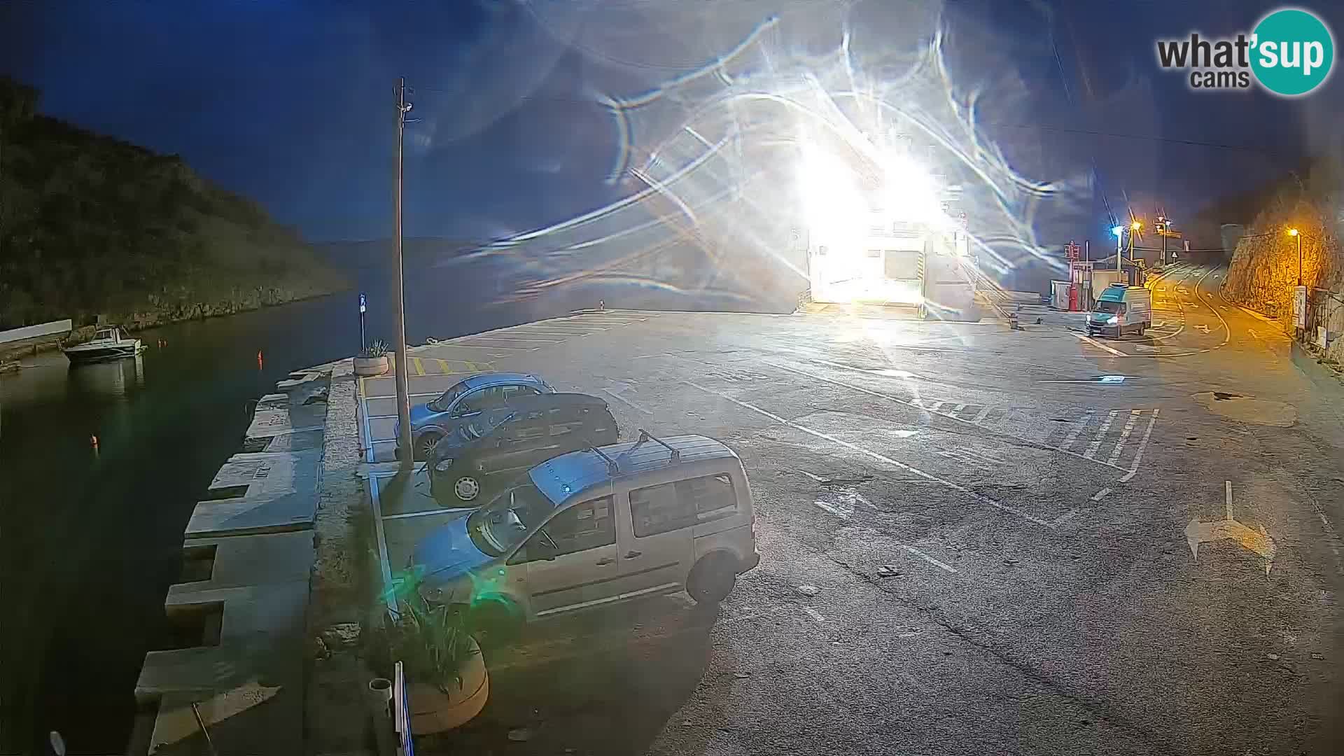 Webcam Fährhafen Prizna – zur Insel Pag