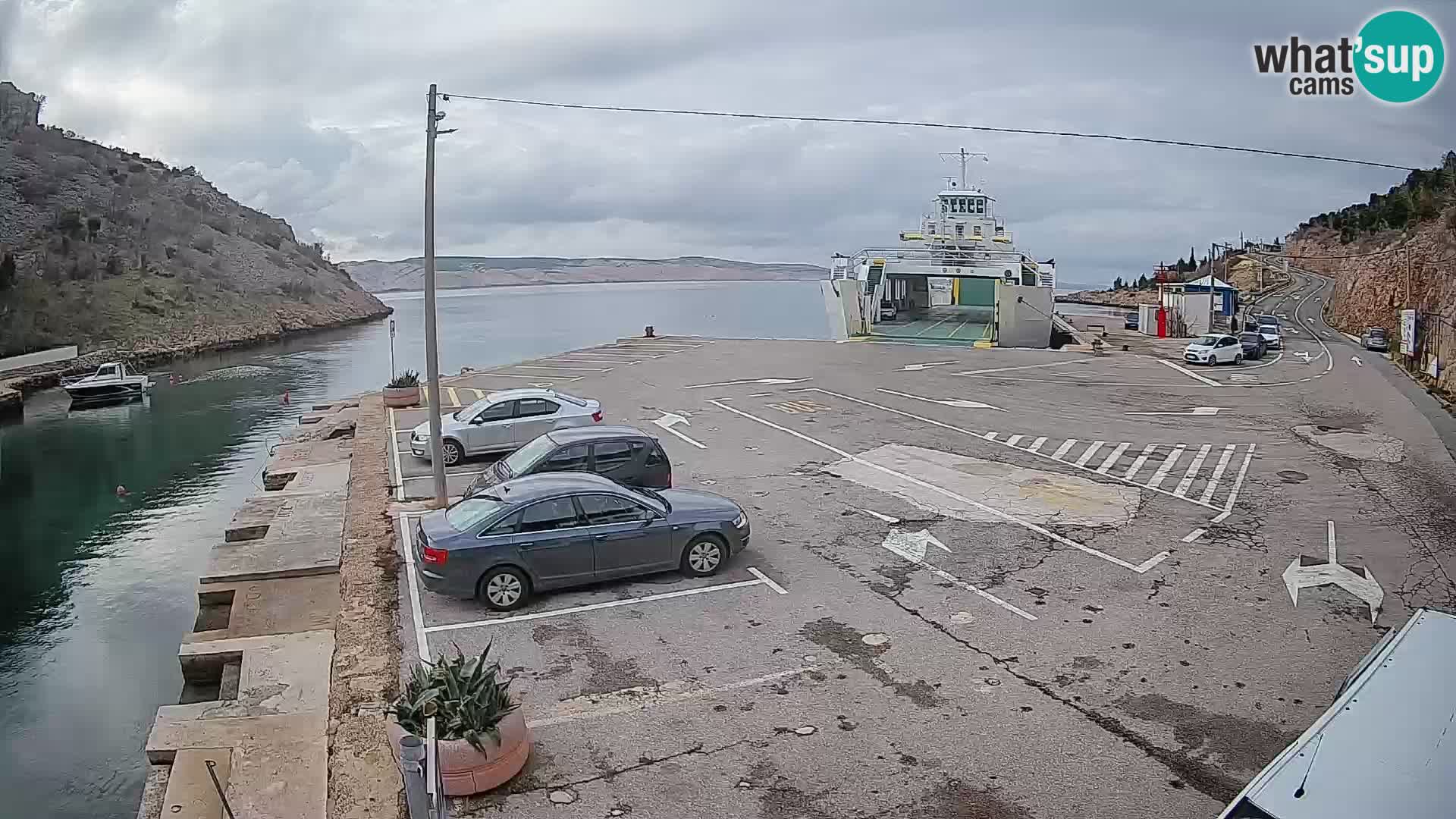 Webcam port de ferry de Prizna – vers l’île de Pag