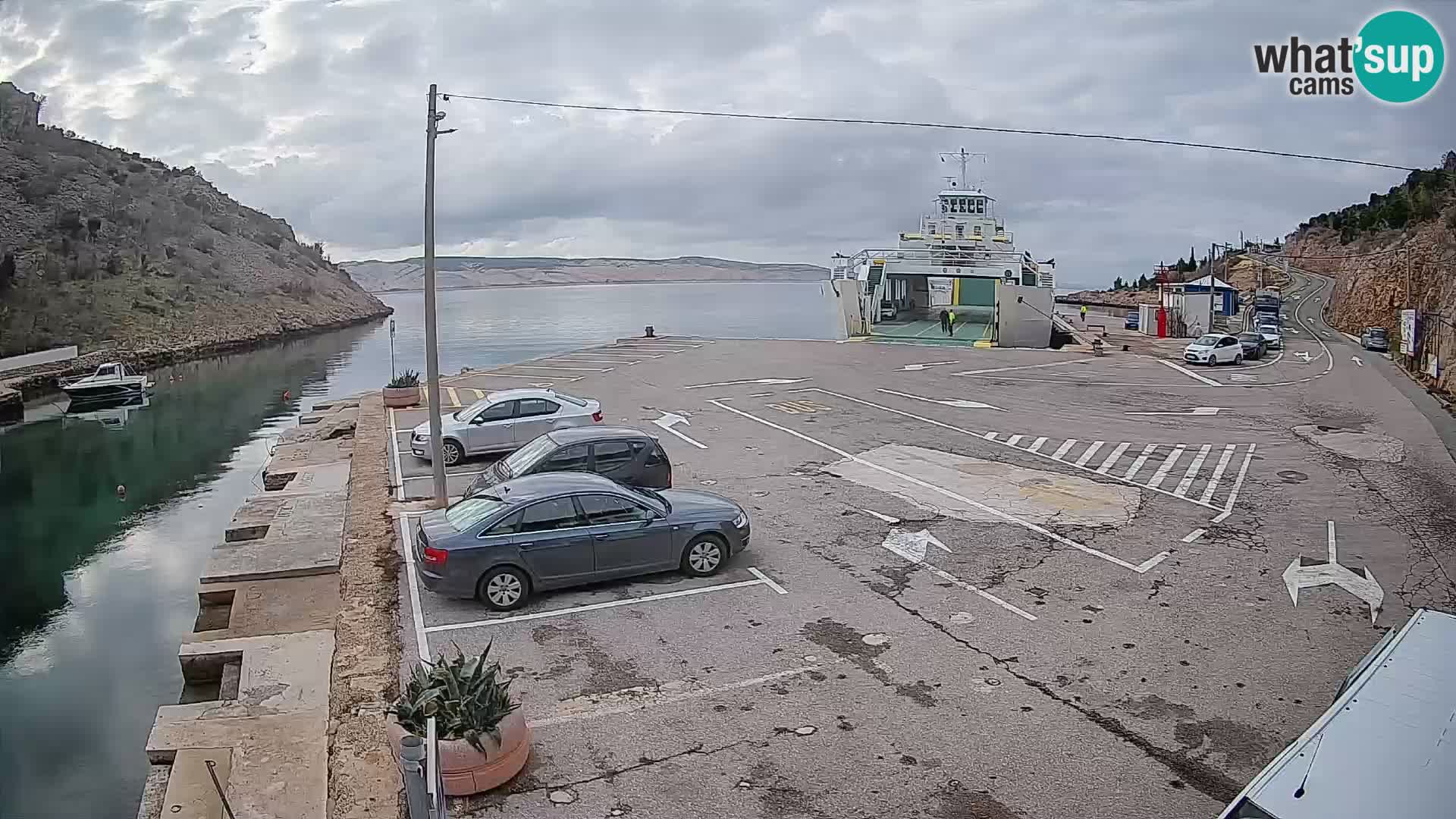 Webcam Prizna ferry port to Pag island