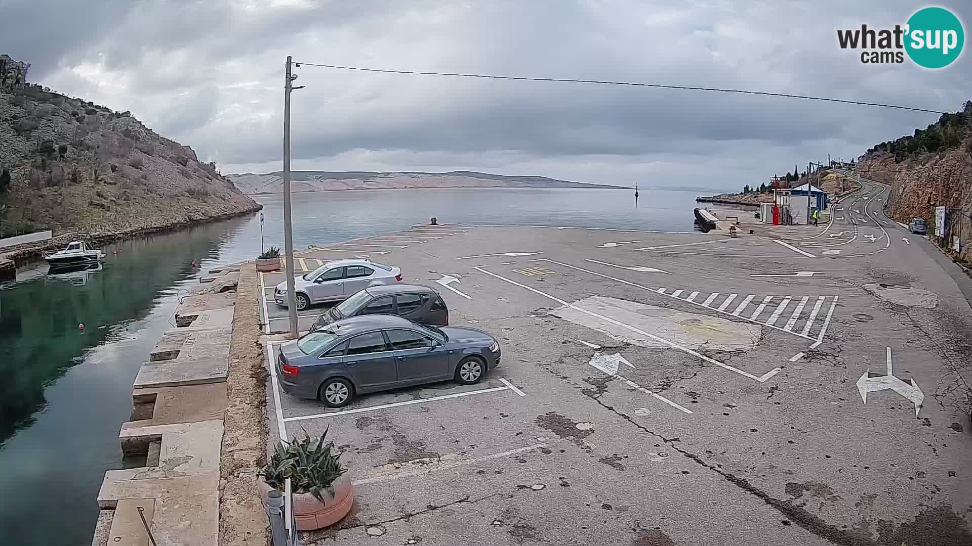 Webcam Prizna ferry port to Pag island