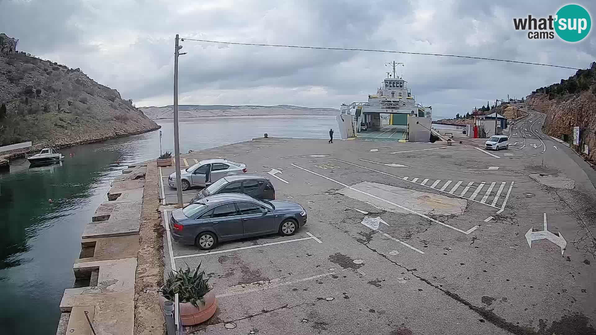 Webcam Prizna ferry port to Pag island