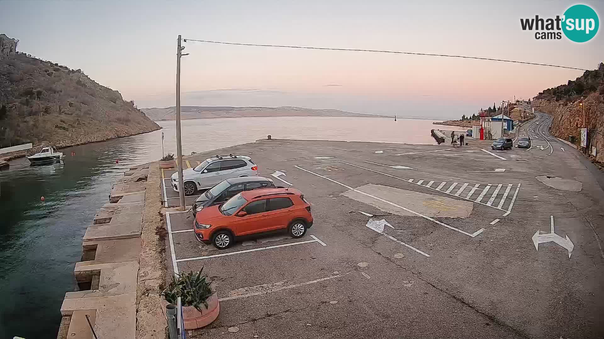 Webcam port de ferry de Prizna – vers l’île de Pag