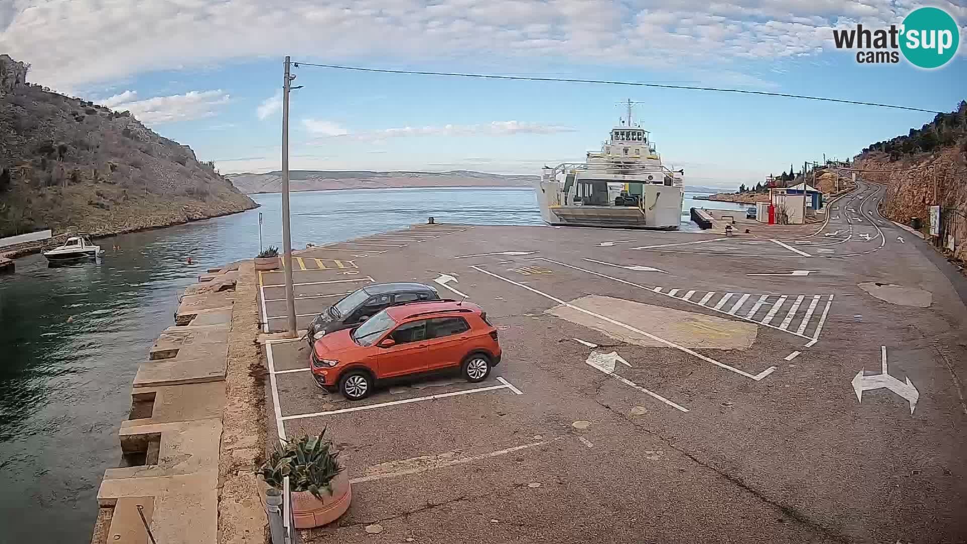 Webcam Prizna ferry port to Pag island