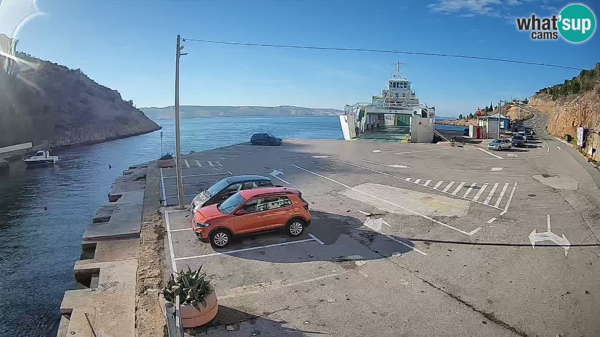 Webcam Prizna ferry port to Pag island