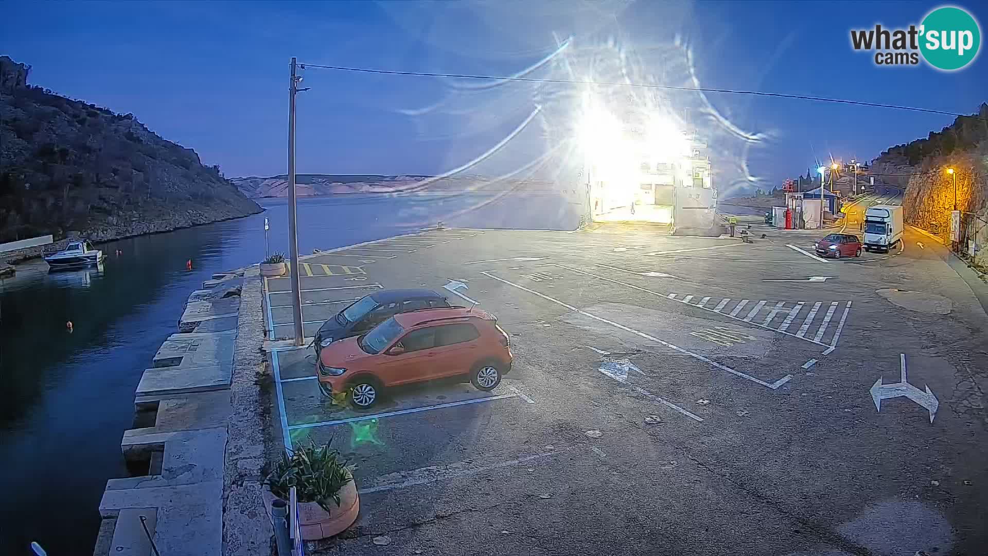 Webcam Fährhafen Prizna – zur Insel Pag