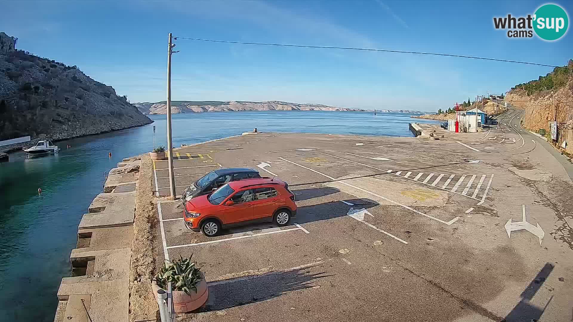 Webcam Prizna ferry port to Pag island
