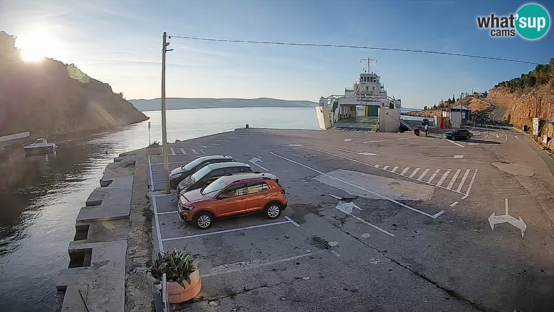 Webcam port de ferry de Prizna – vers l’île de Pag
