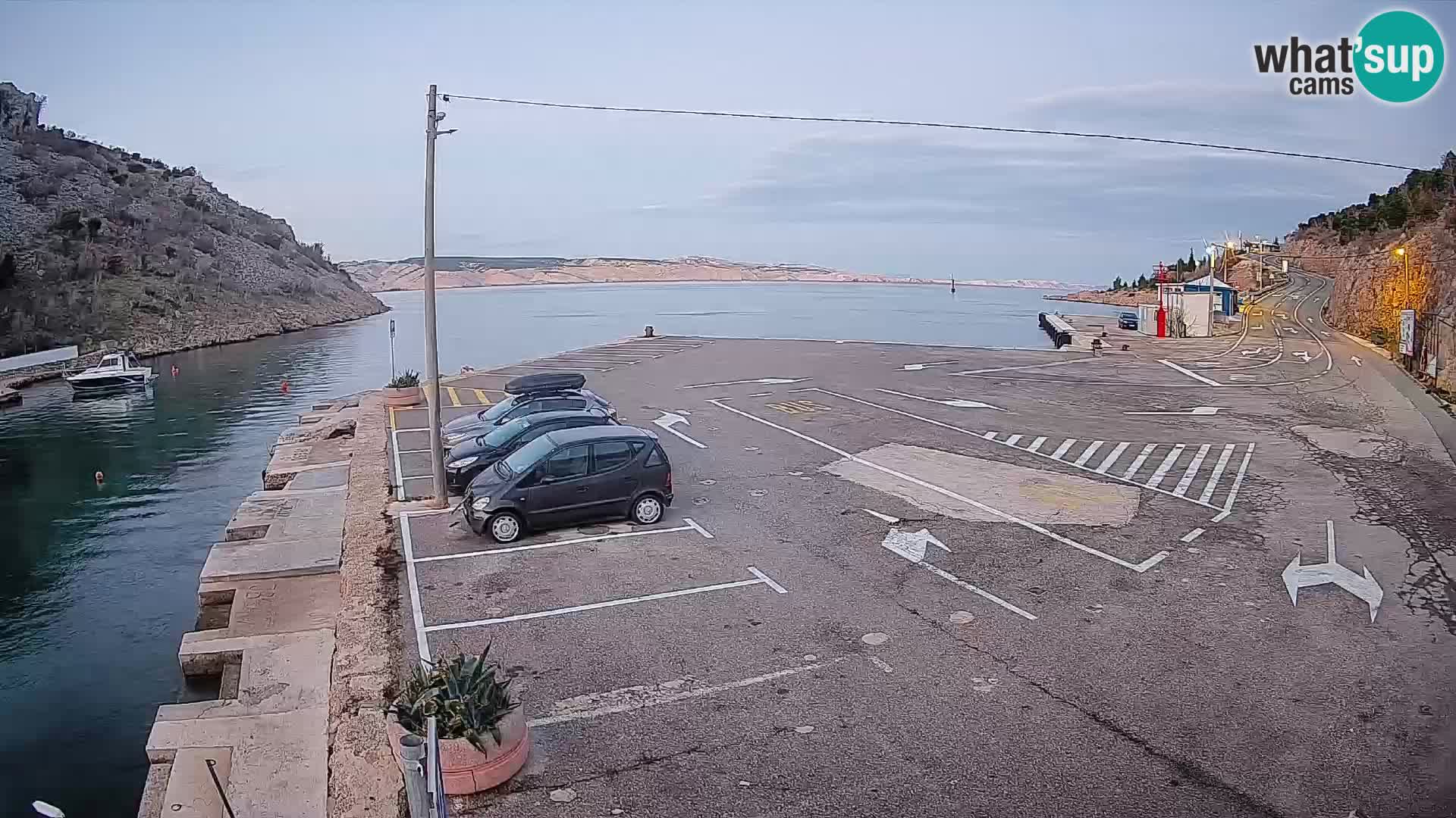 Webcam Fährhafen Prizna – zur Insel Pag