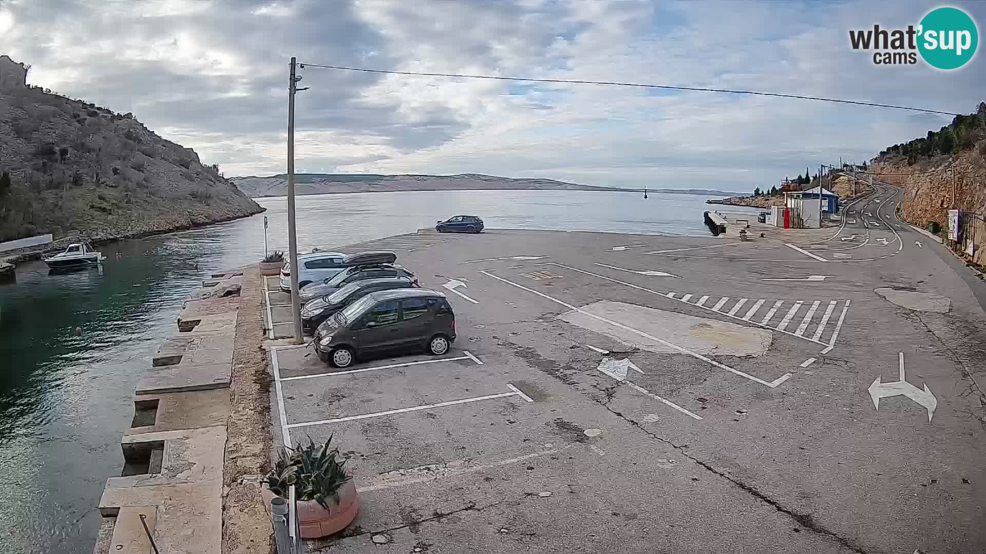 Webcam Prizna ferry port to Pag island