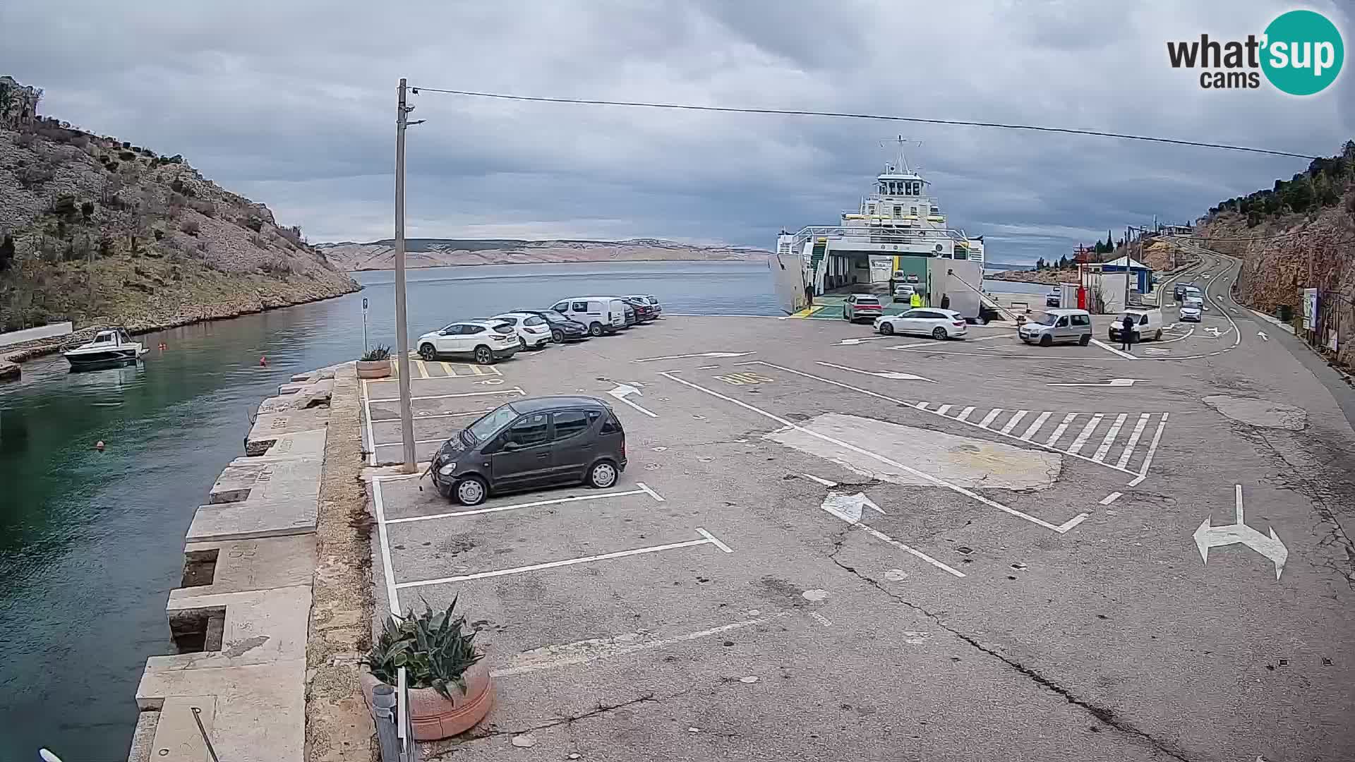 Webcam Prizna ferry port to Pag island