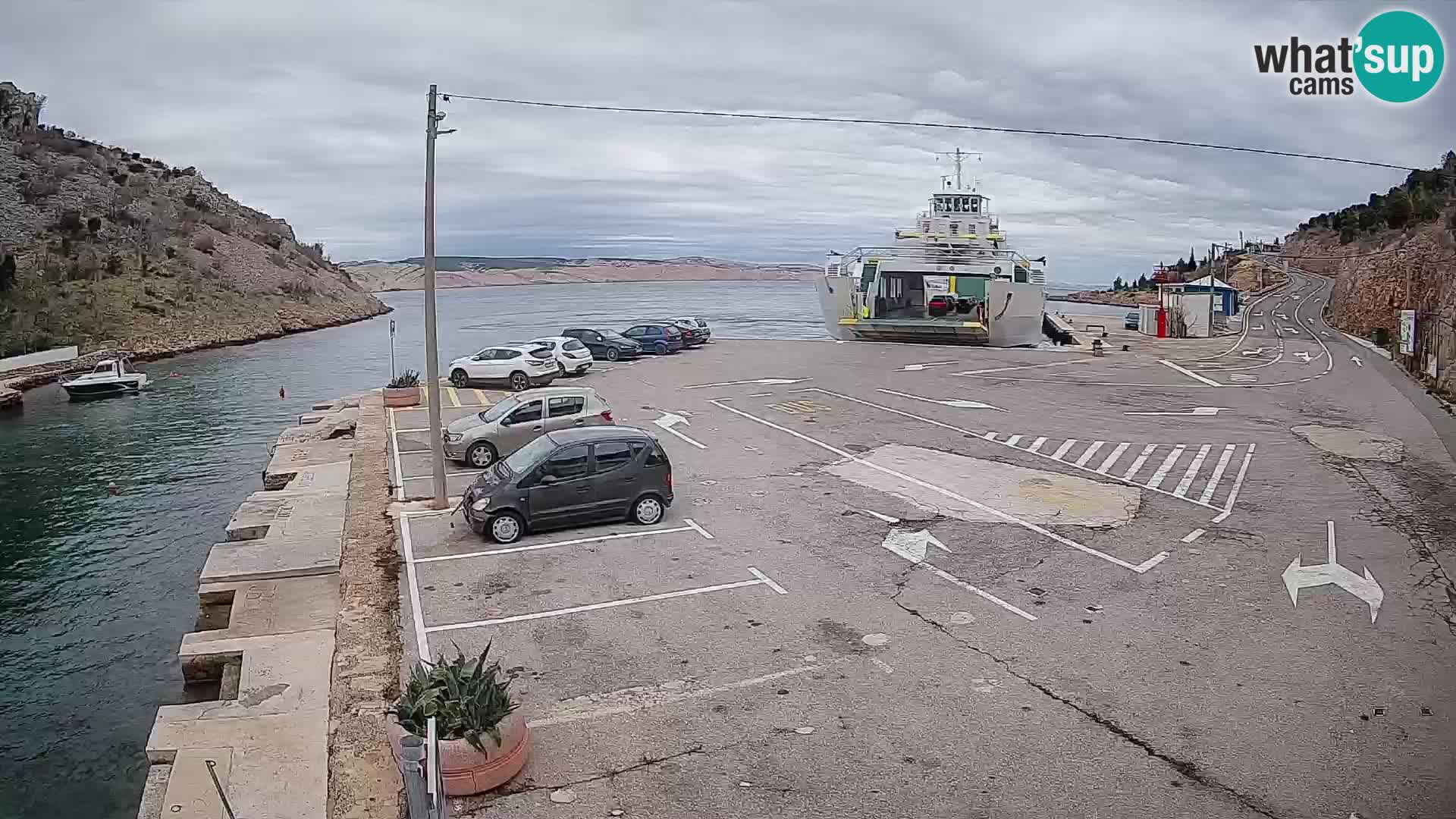 Webcam Prizna ferry port to Pag island