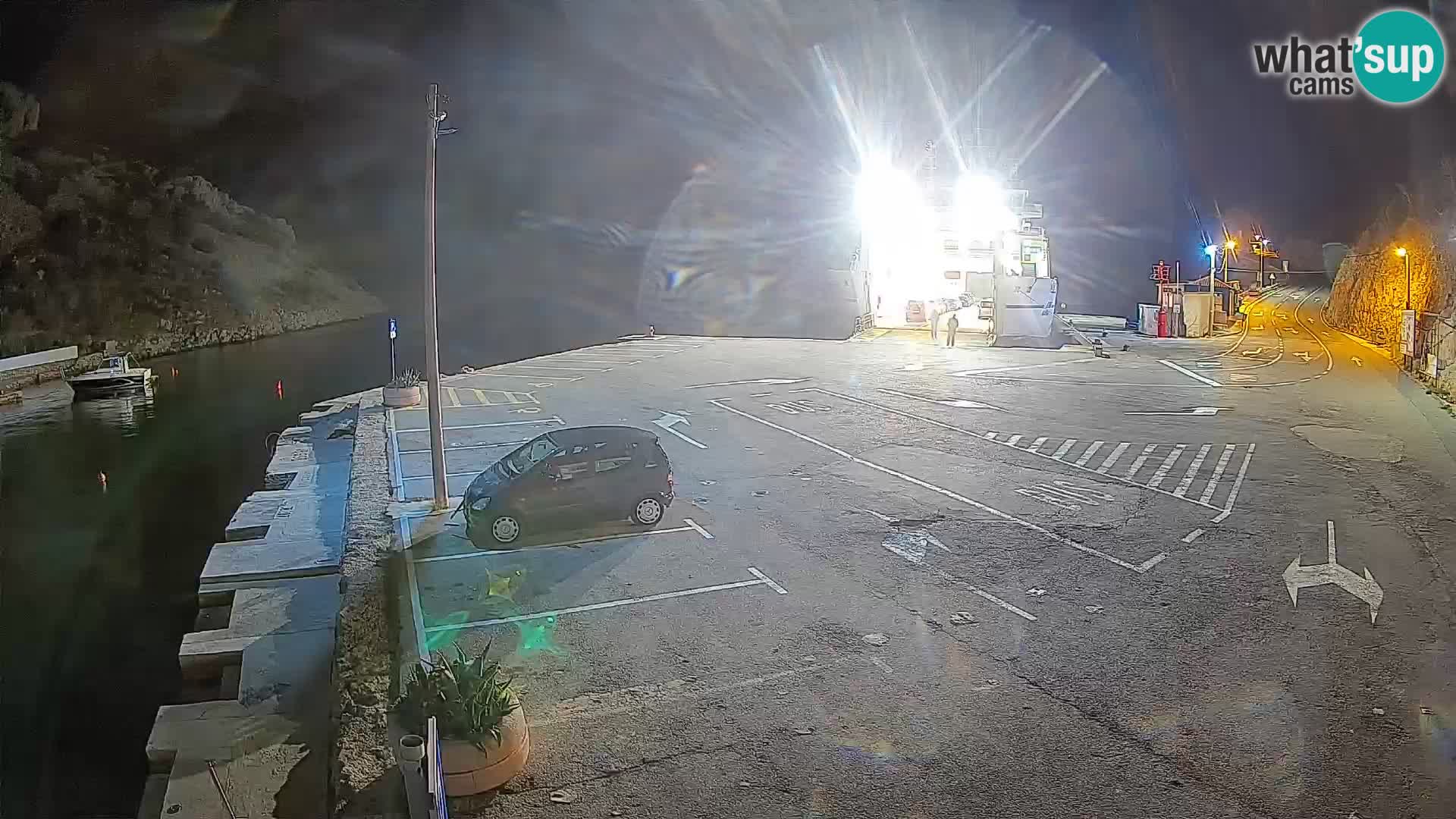 Webcam Prizna ferry port to Pag island