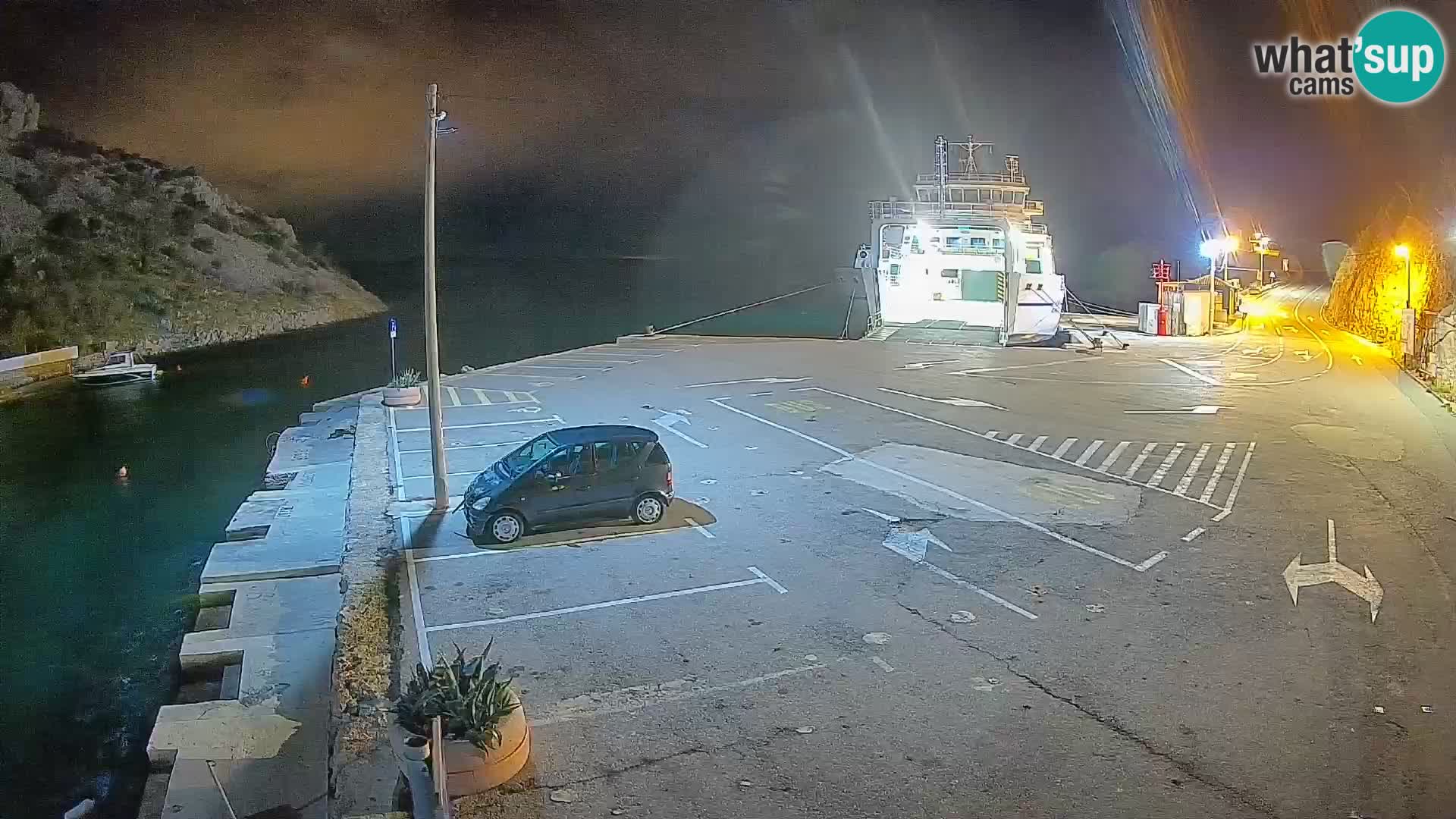 Webcam Prizna ferry port to Pag island