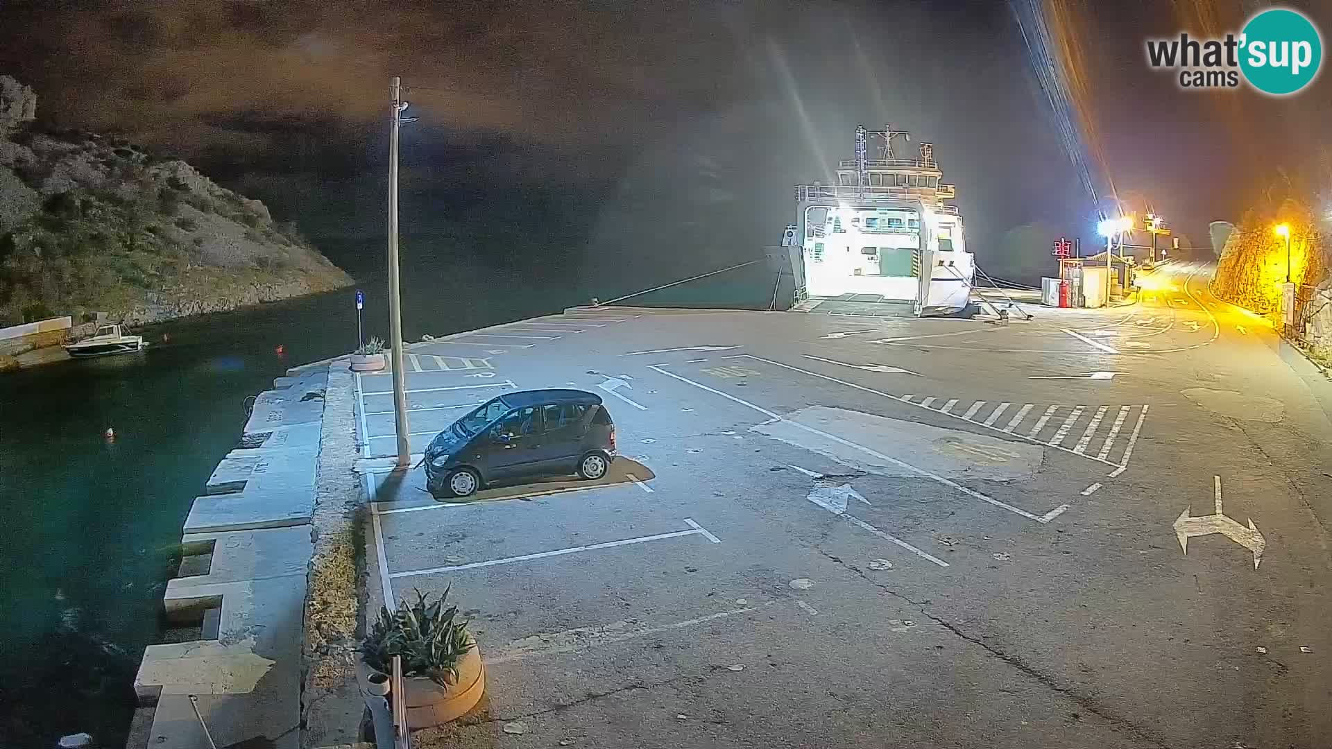 Webcam Prizna ferry port to Pag island
