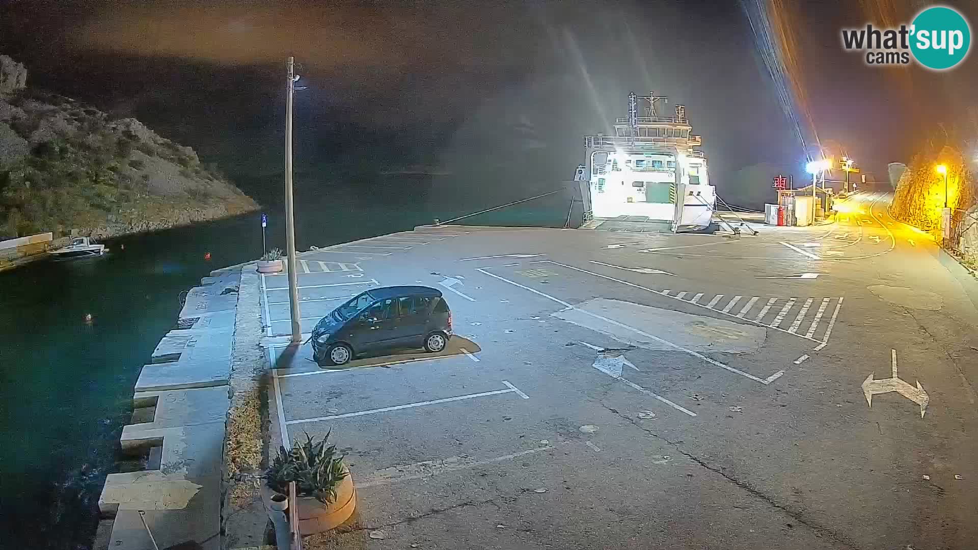 Webcam Prizna ferry port to Pag island
