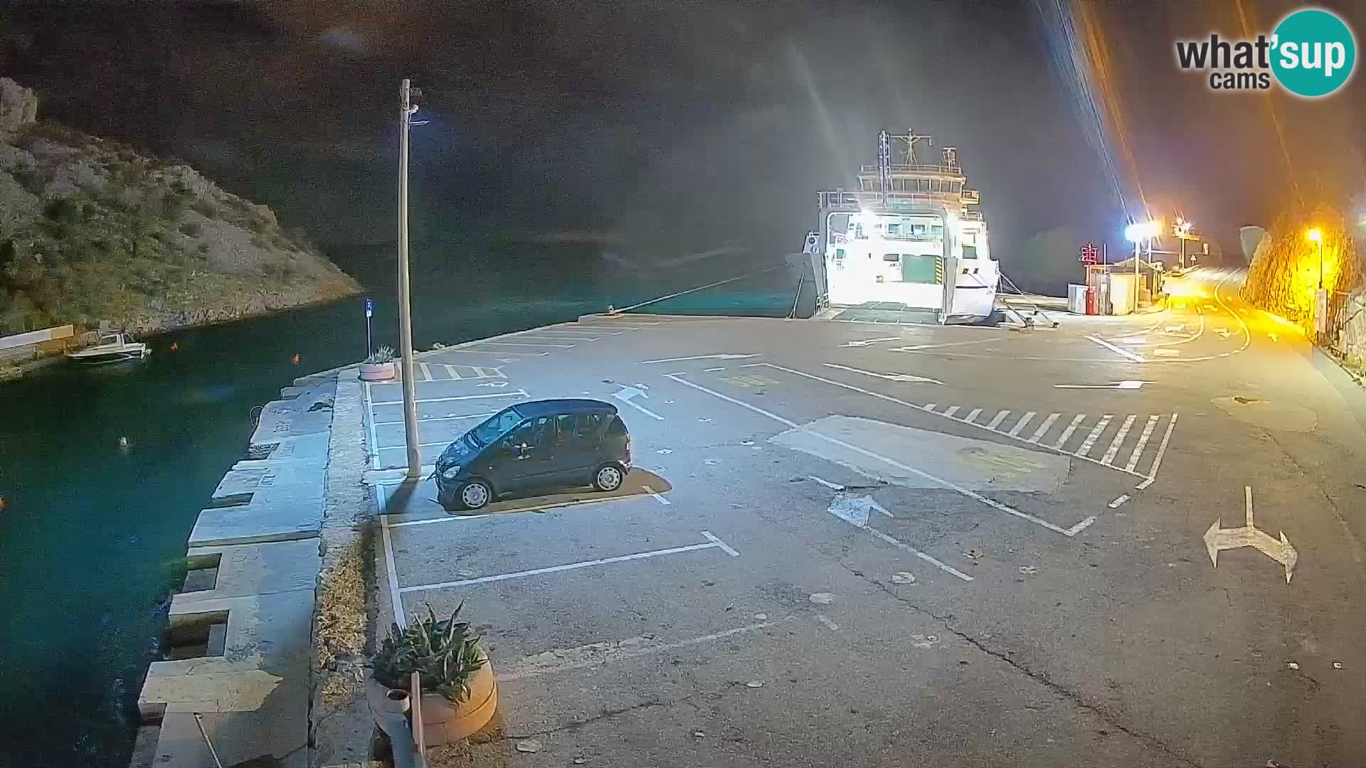 Webcam Prizna ferry port to Pag island