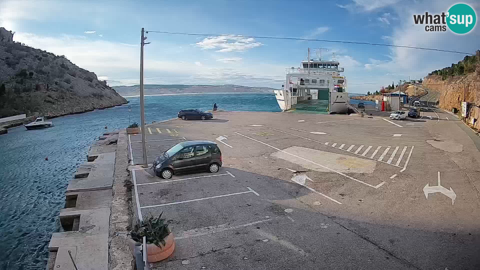 Webcam Prizna ferry port to Pag island