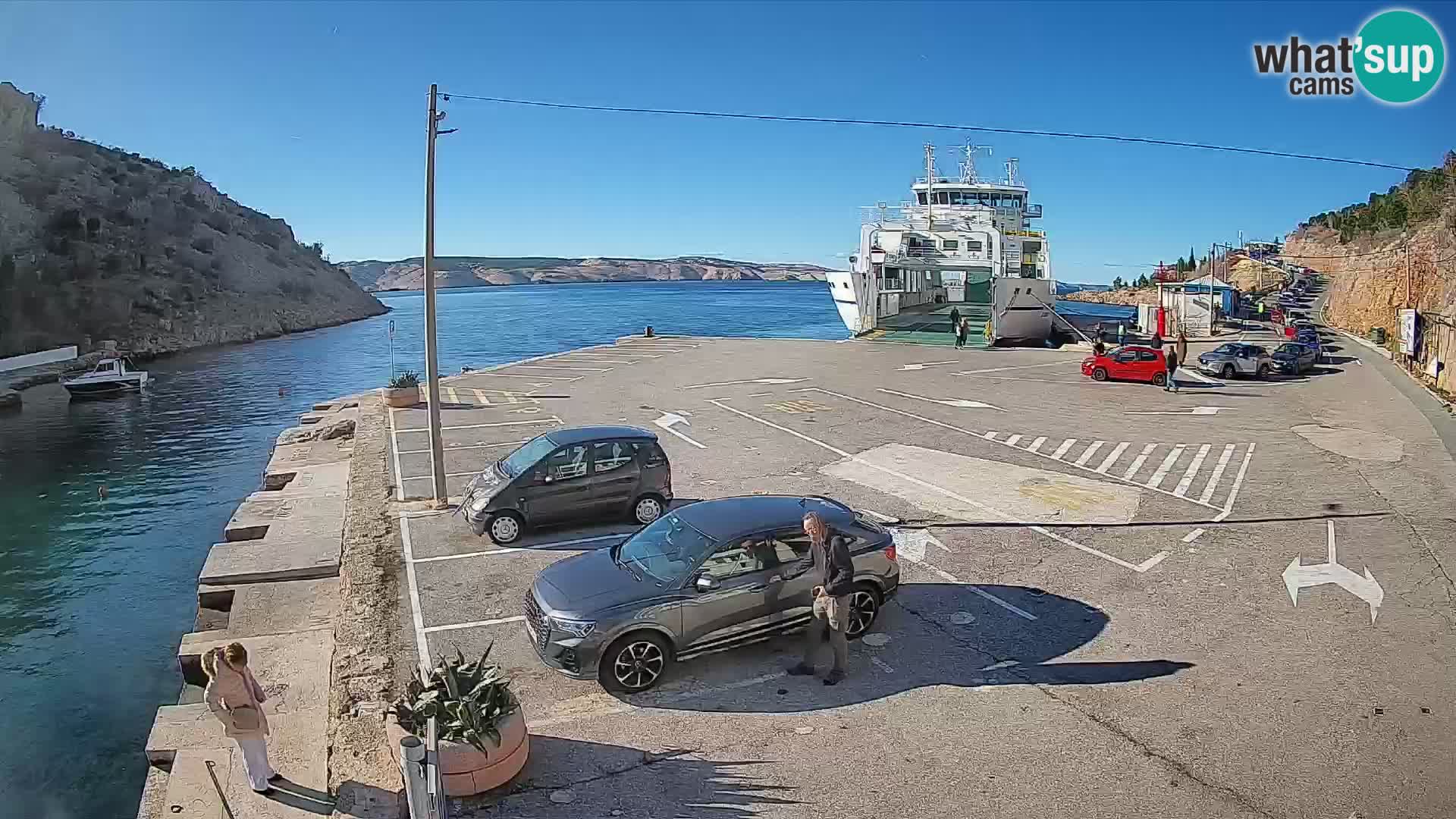 Webcam Prizna ferry port to Pag island