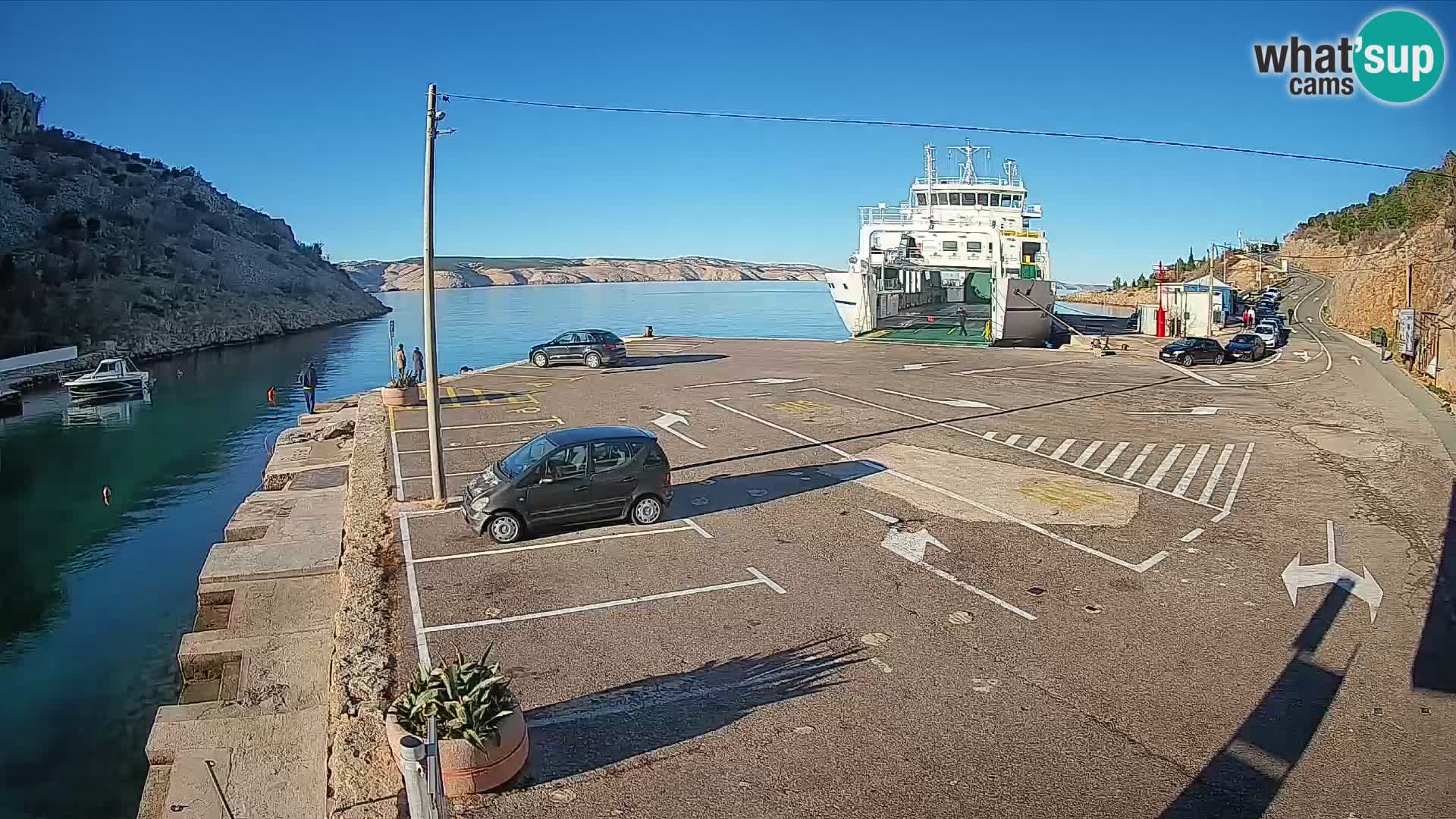 Webcam Prizna ferry port to Pag island