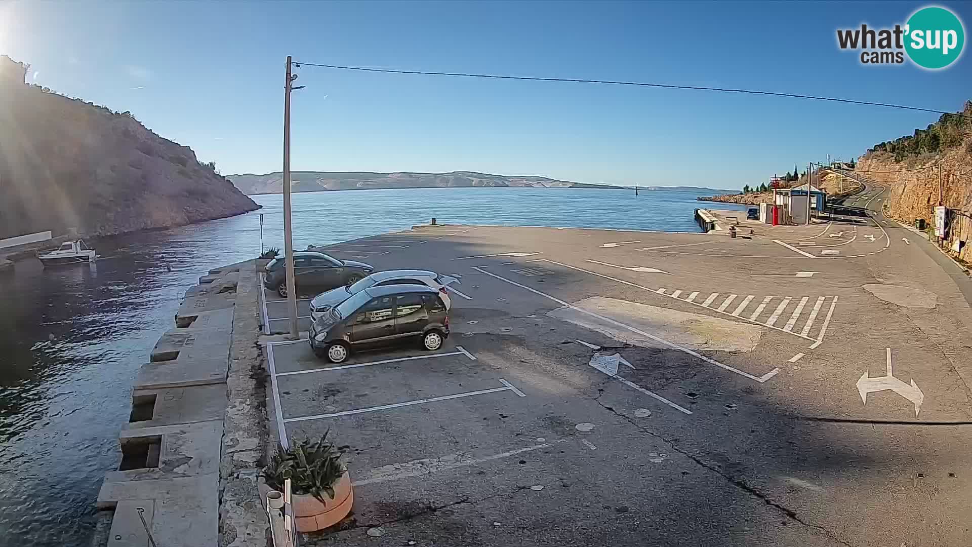 Webcam Prizna ferry port to Pag island