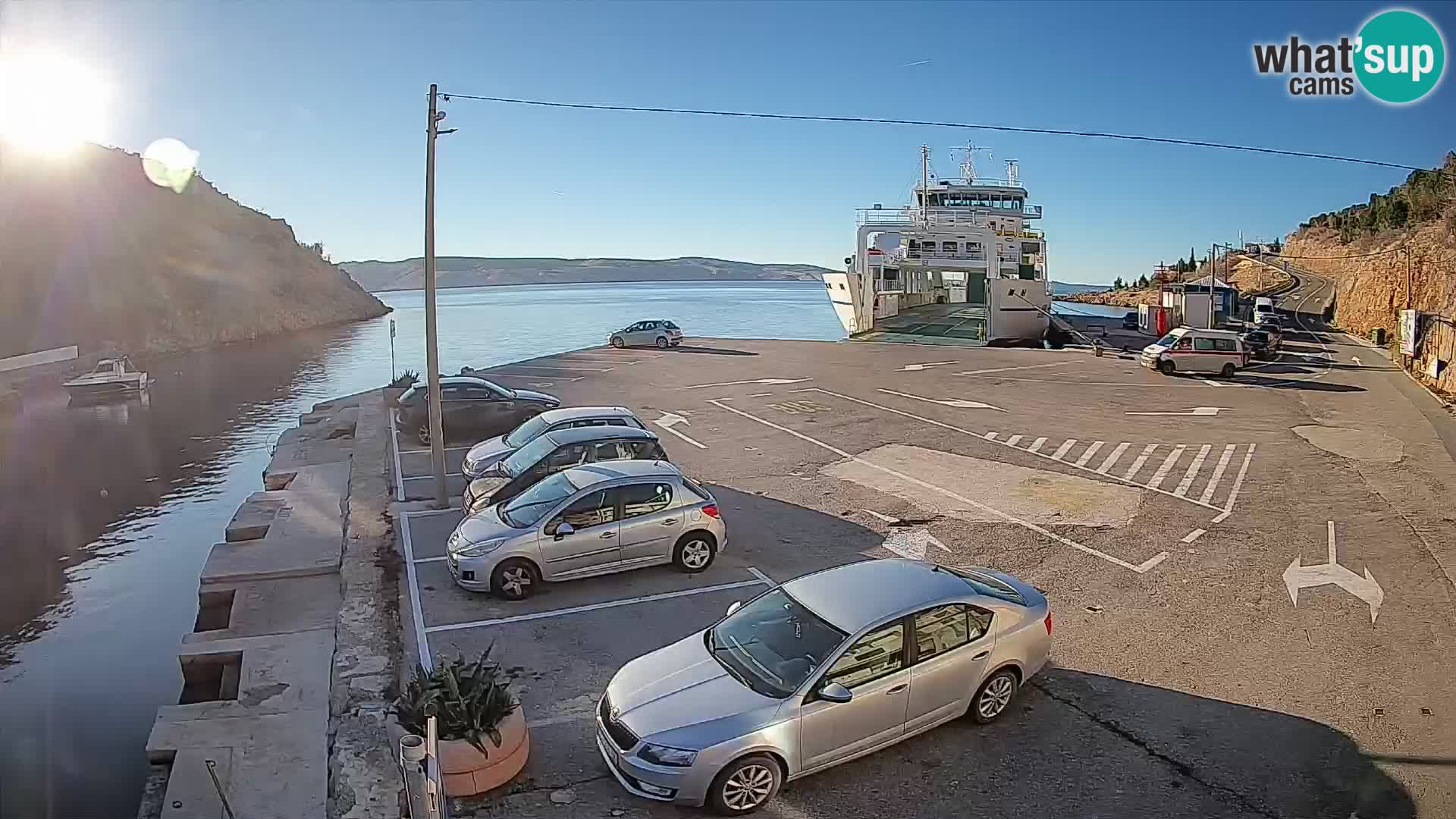 Webcam port de ferry de Prizna – vers l’île de Pag