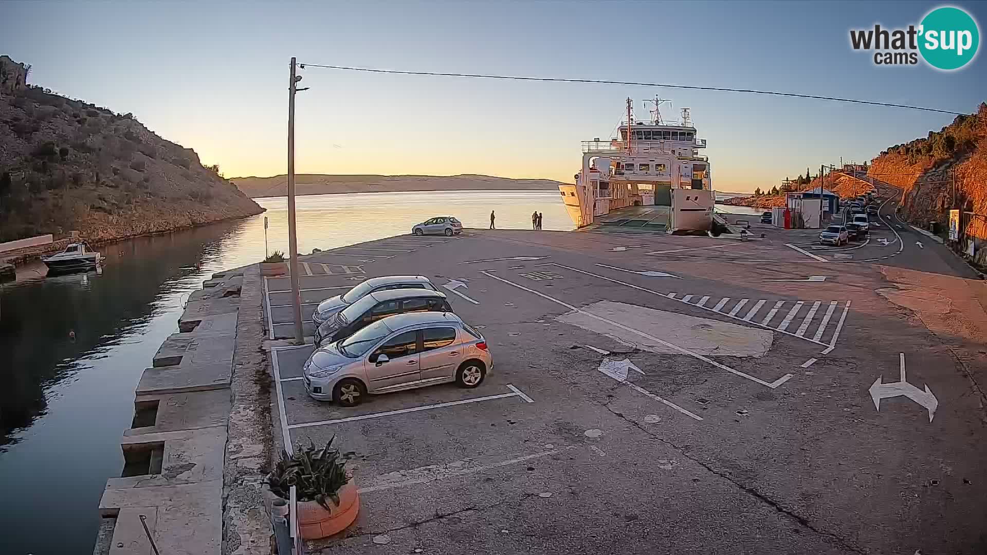 Webcam port de ferry de Prizna – vers l’île de Pag