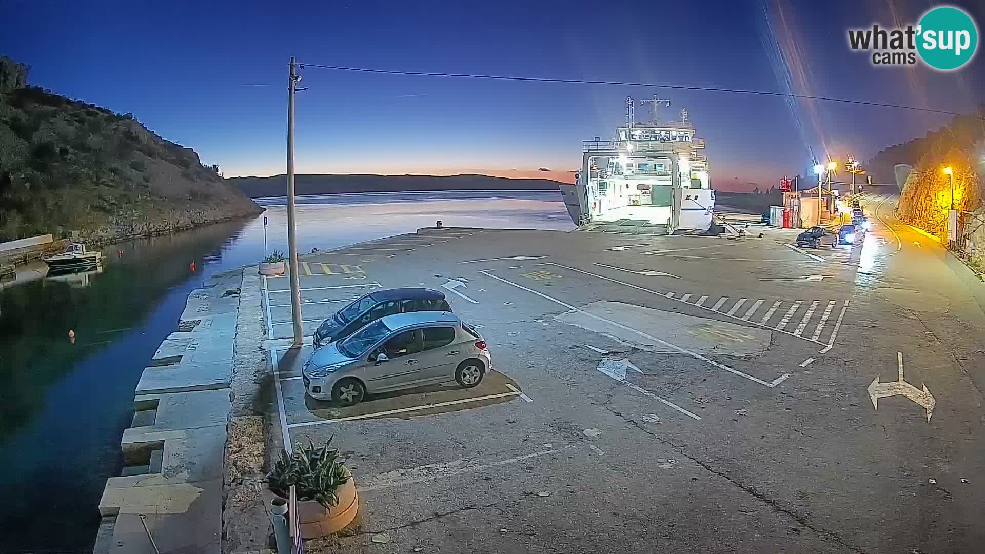 Webcam Prizna ferry port to Pag island