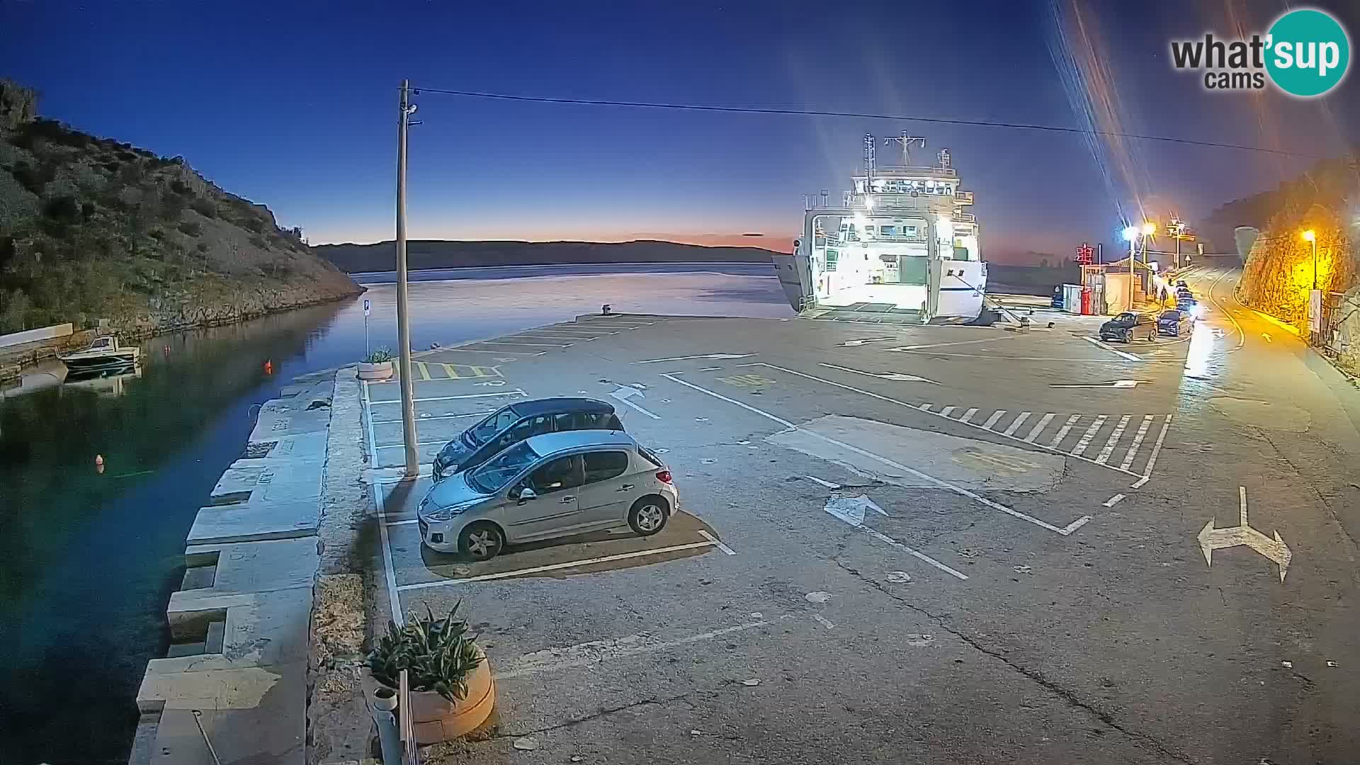Webcam Prizna ferry port to Pag island