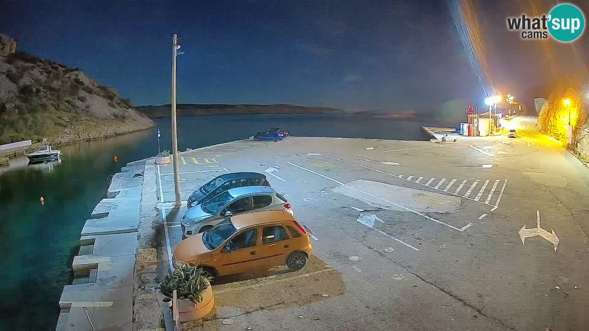 Webcam Prizna ferry port to Pag island