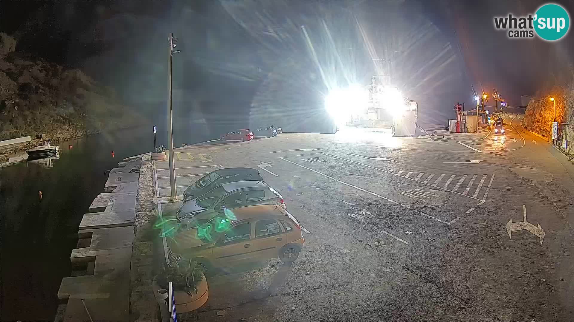 Webcam Prizna ferry port to Pag island