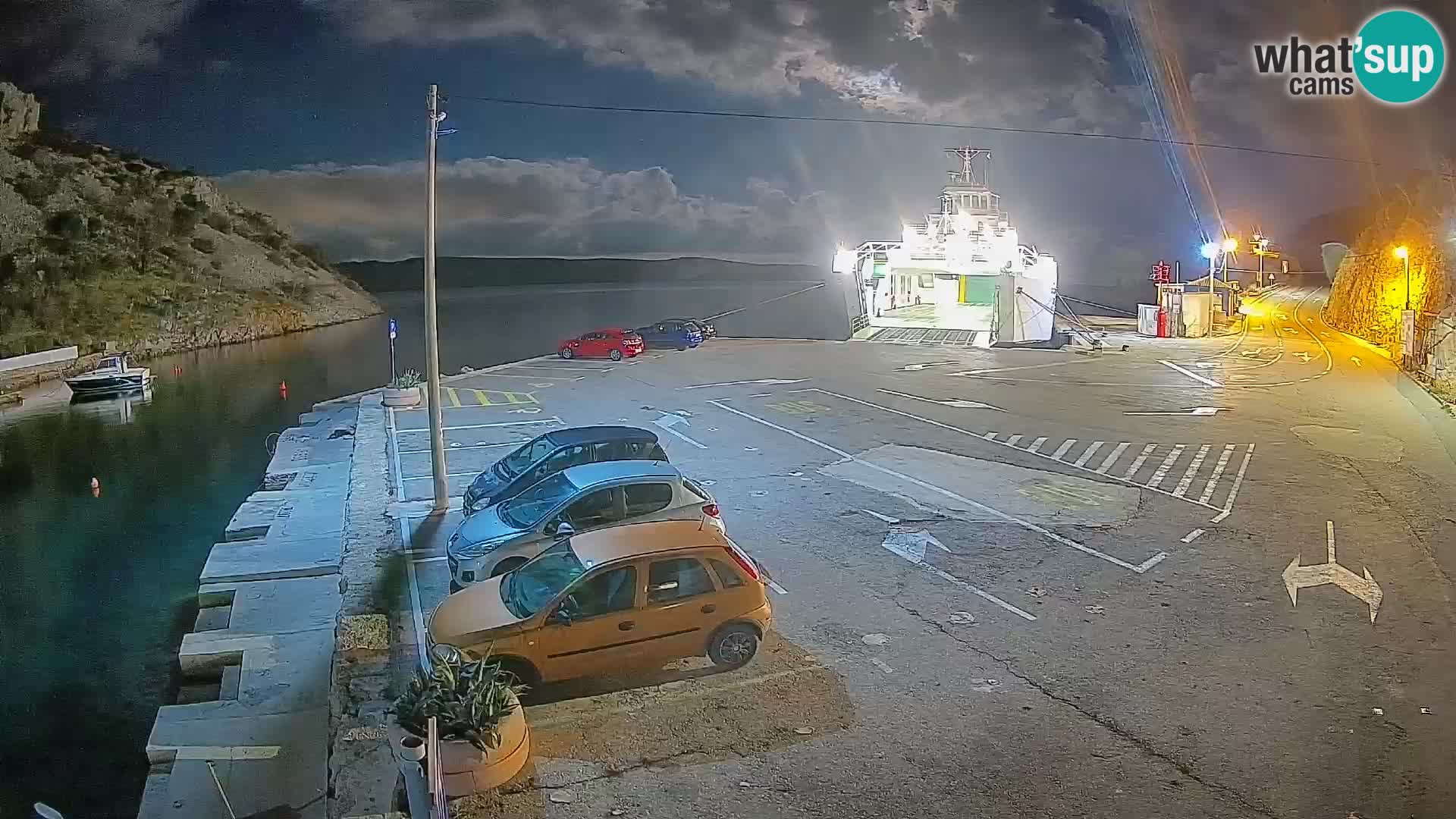 Webcam Prizna ferry port to Pag island
