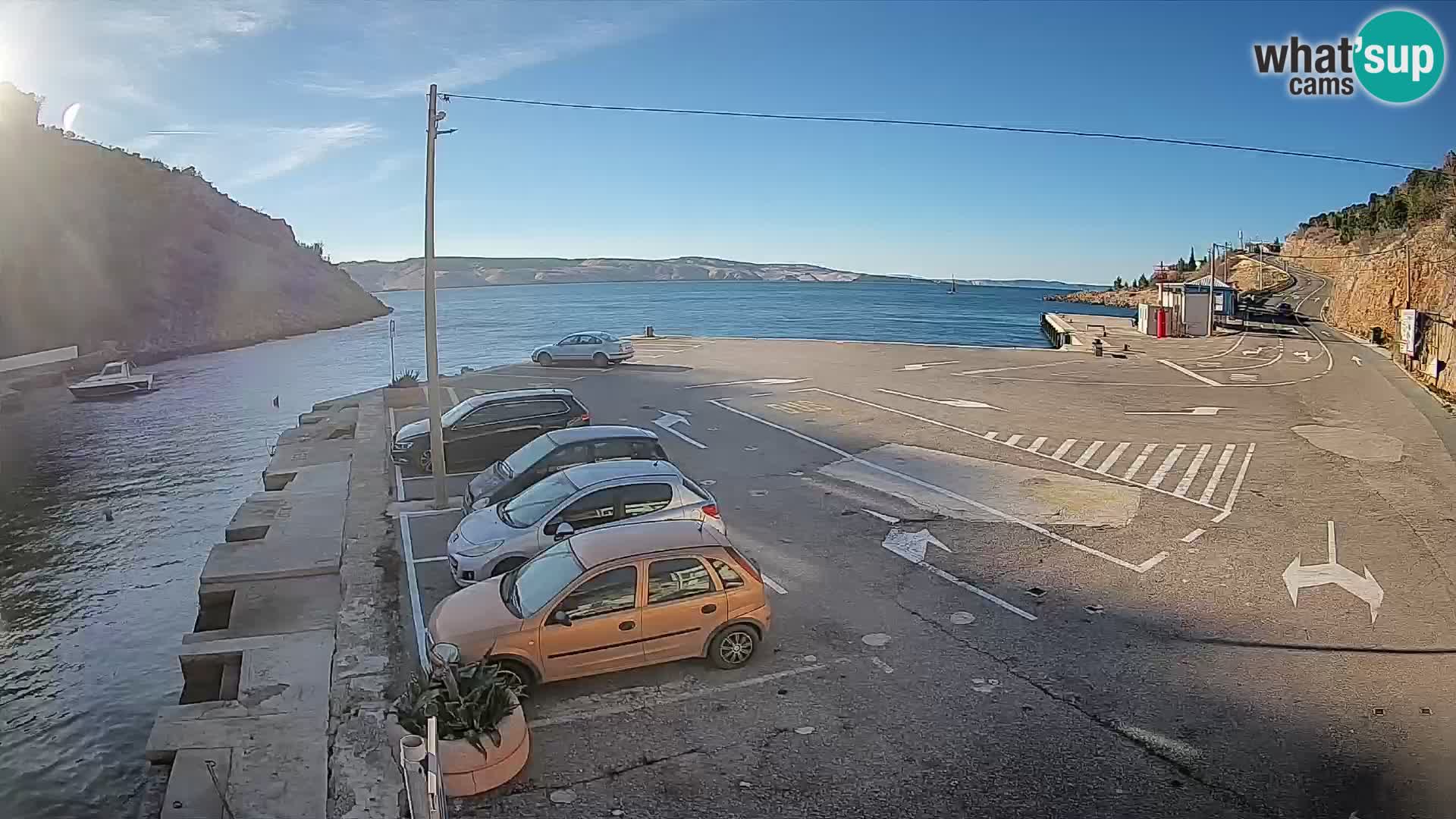Webcam port de ferry de Prizna – vers l’île de Pag