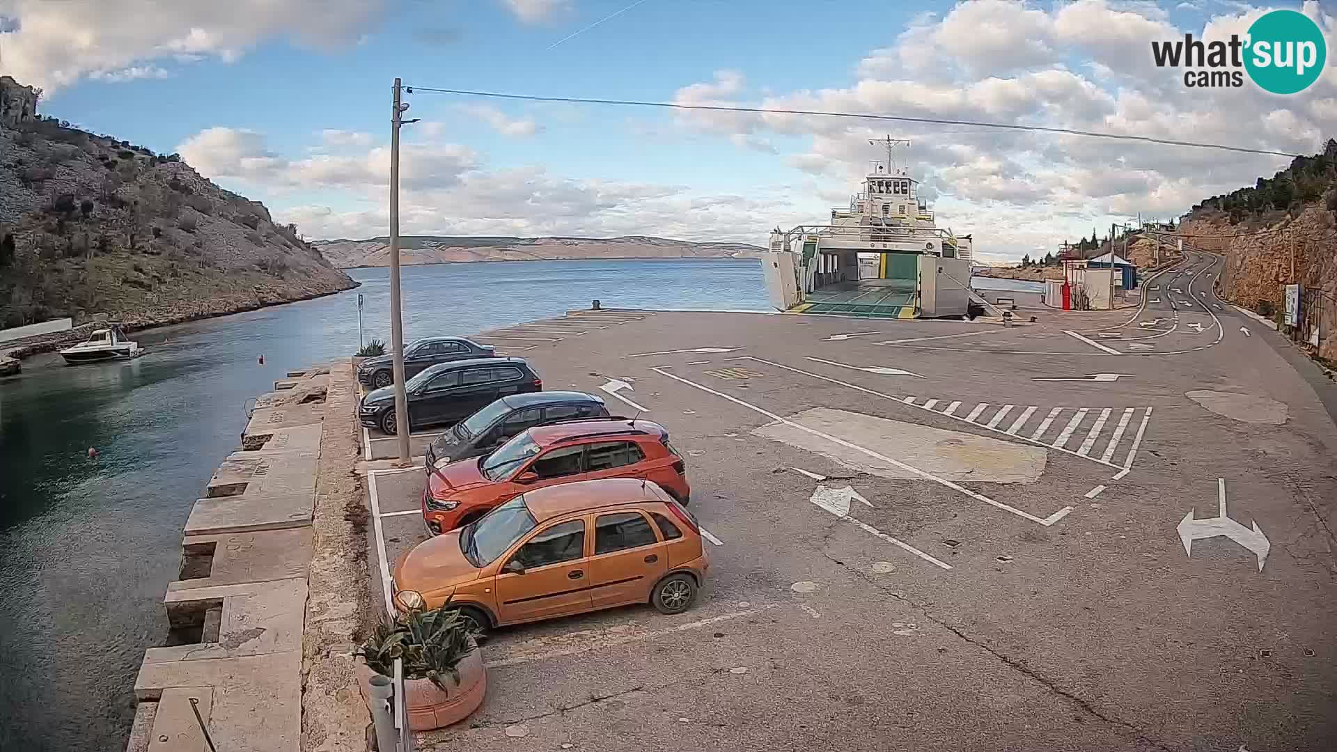 Webcam Prizna ferry port to Pag island
