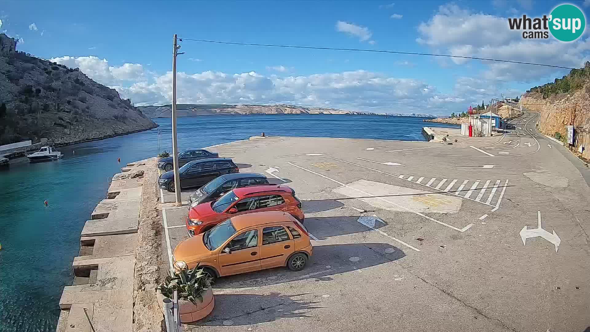 Webcam Prizna ferry port to Pag island