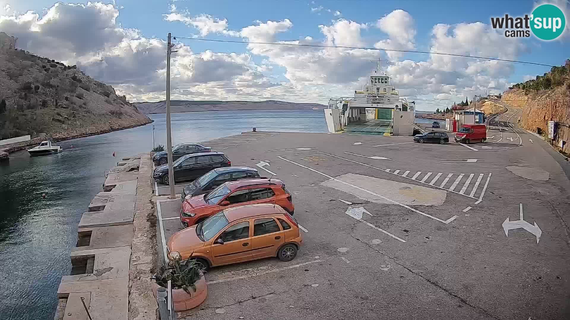 Webcam Prizna ferry port to Pag island