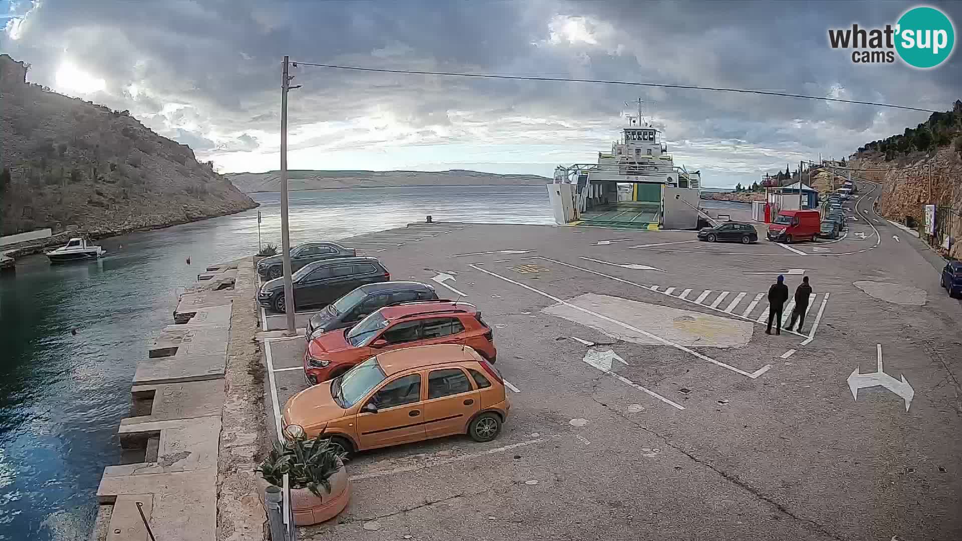 Webcam Prizna ferry port to Pag island