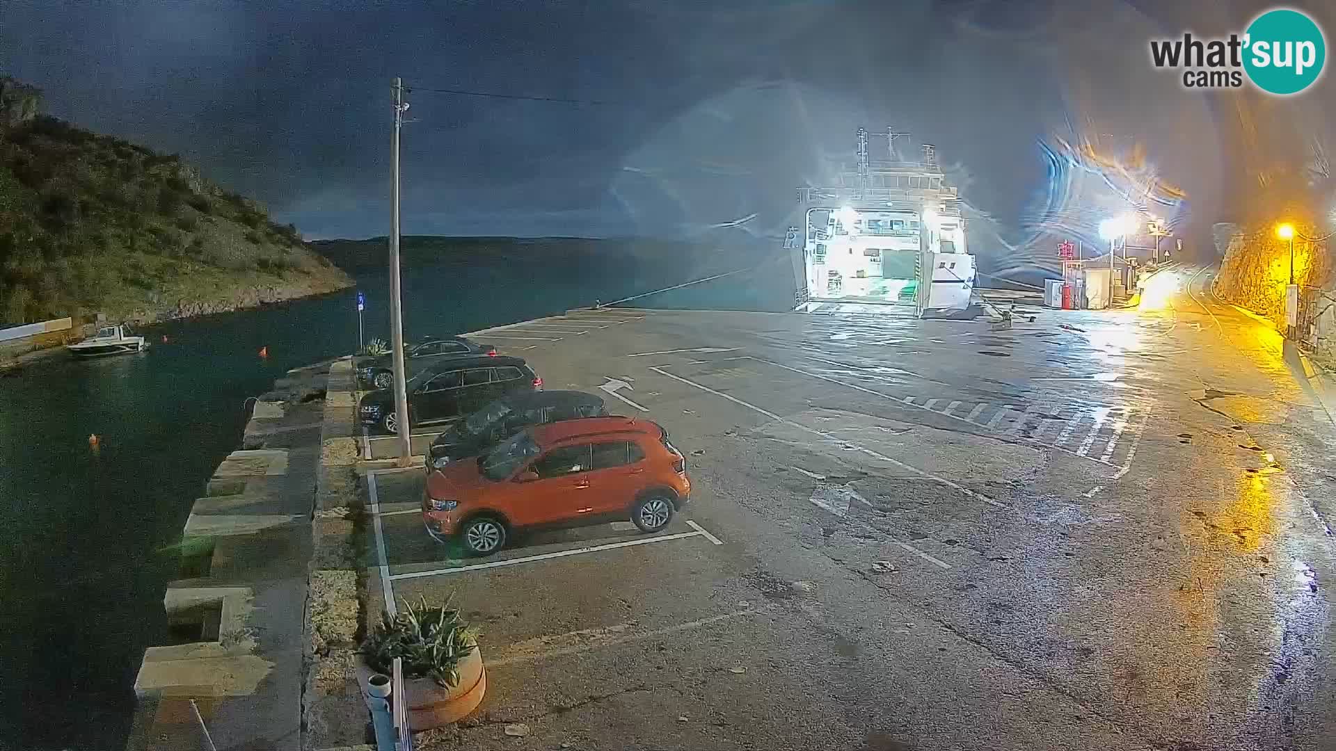 Webcam port de ferry de Prizna – vers l’île de Pag