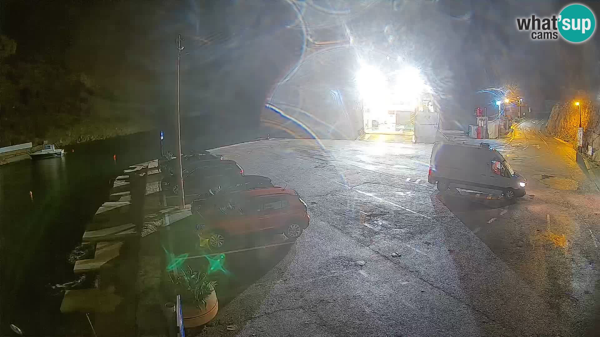 Webcam Fährhafen Prizna – zur Insel Pag