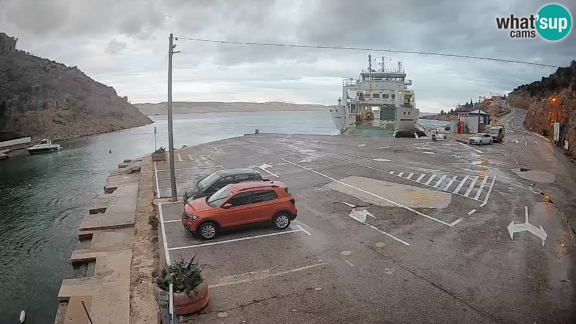 Webcam Fährhafen Prizna – zur Insel Pag