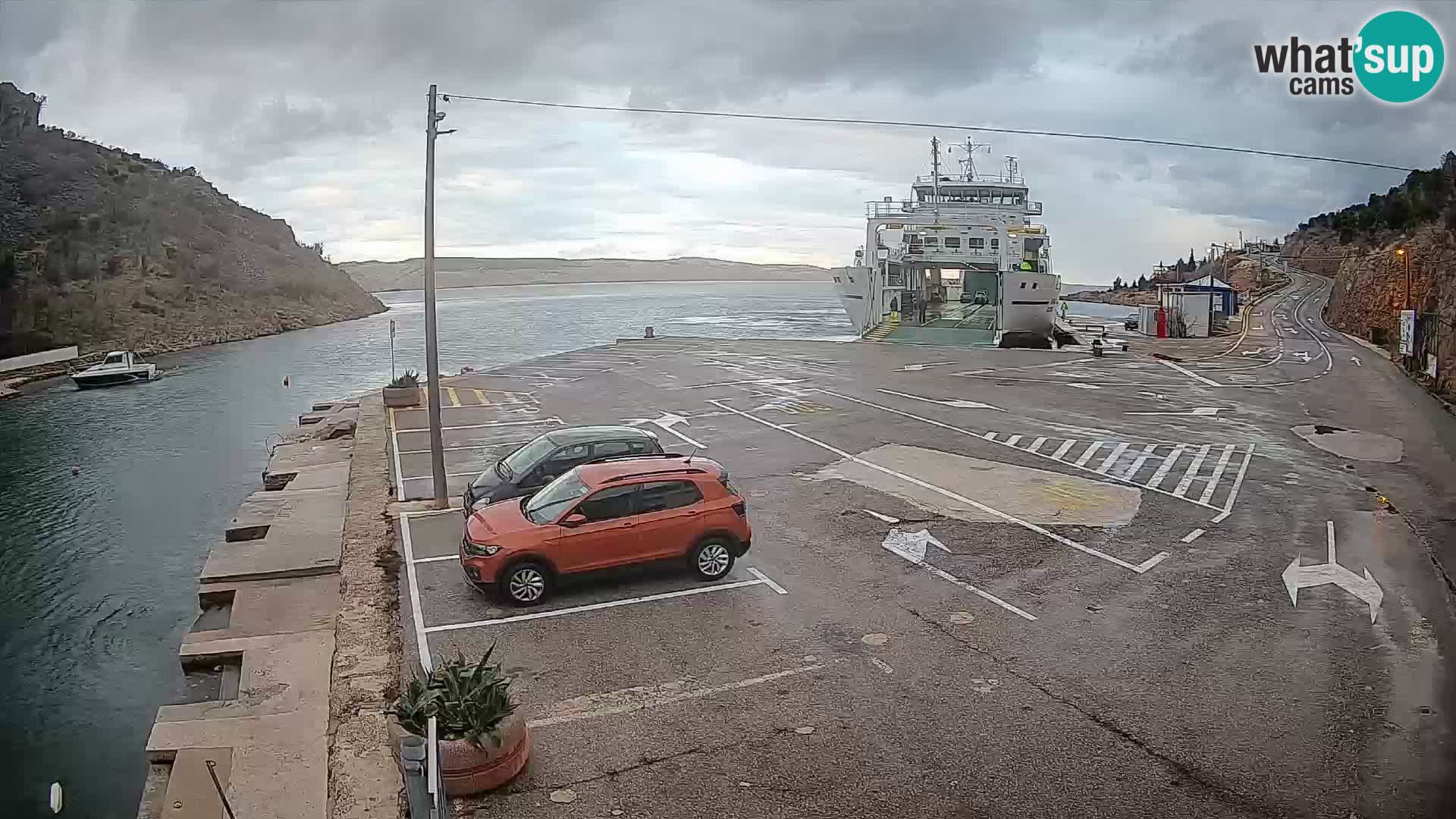 Webcam Fährhafen Prizna – zur Insel Pag