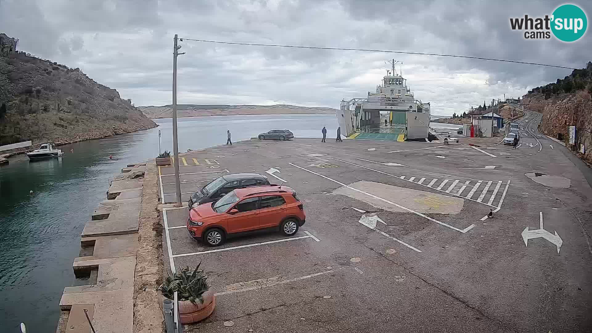 Webcam Prizna ferry port to Pag island