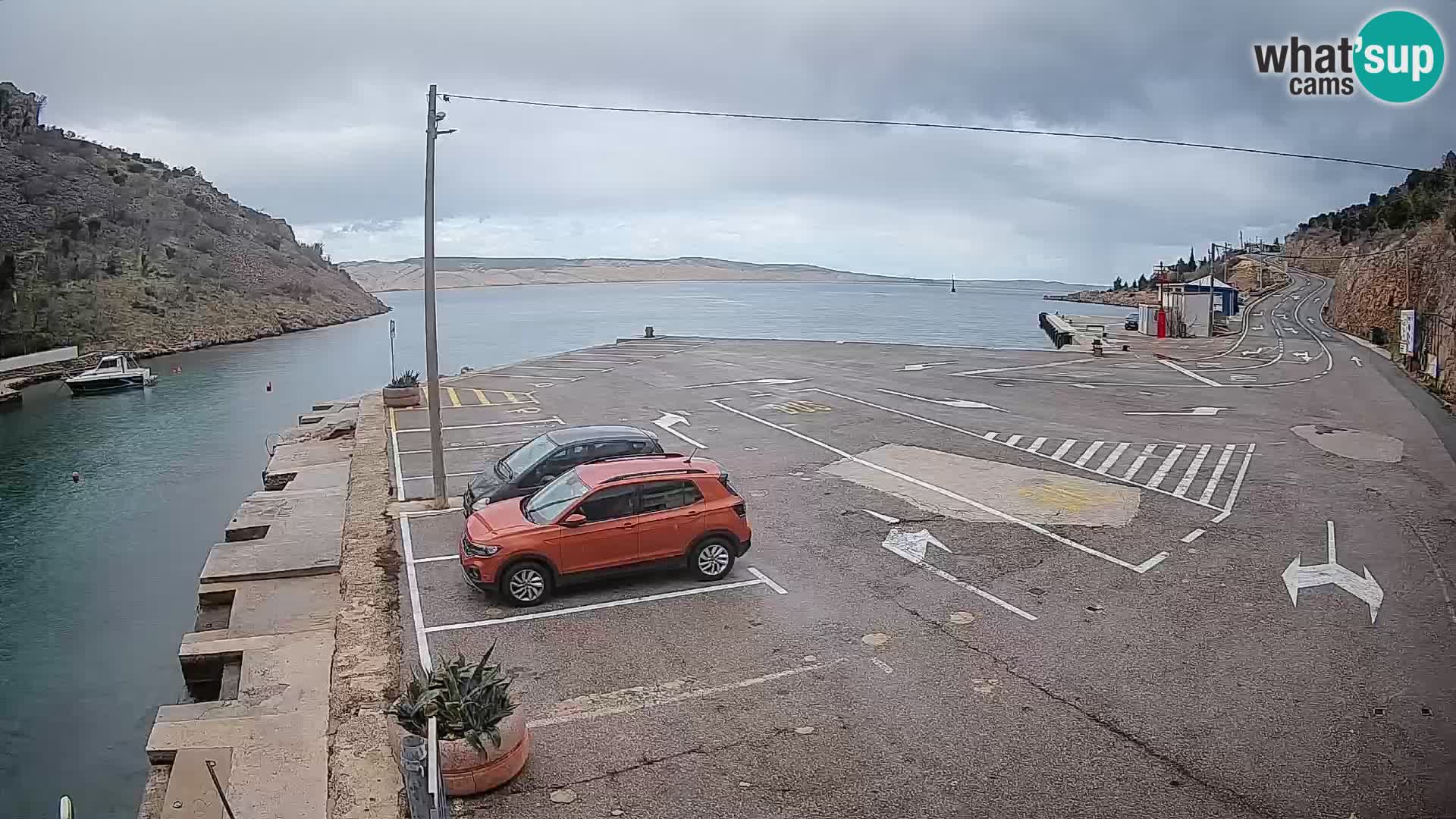 Webcam Prizna ferry port to Pag island