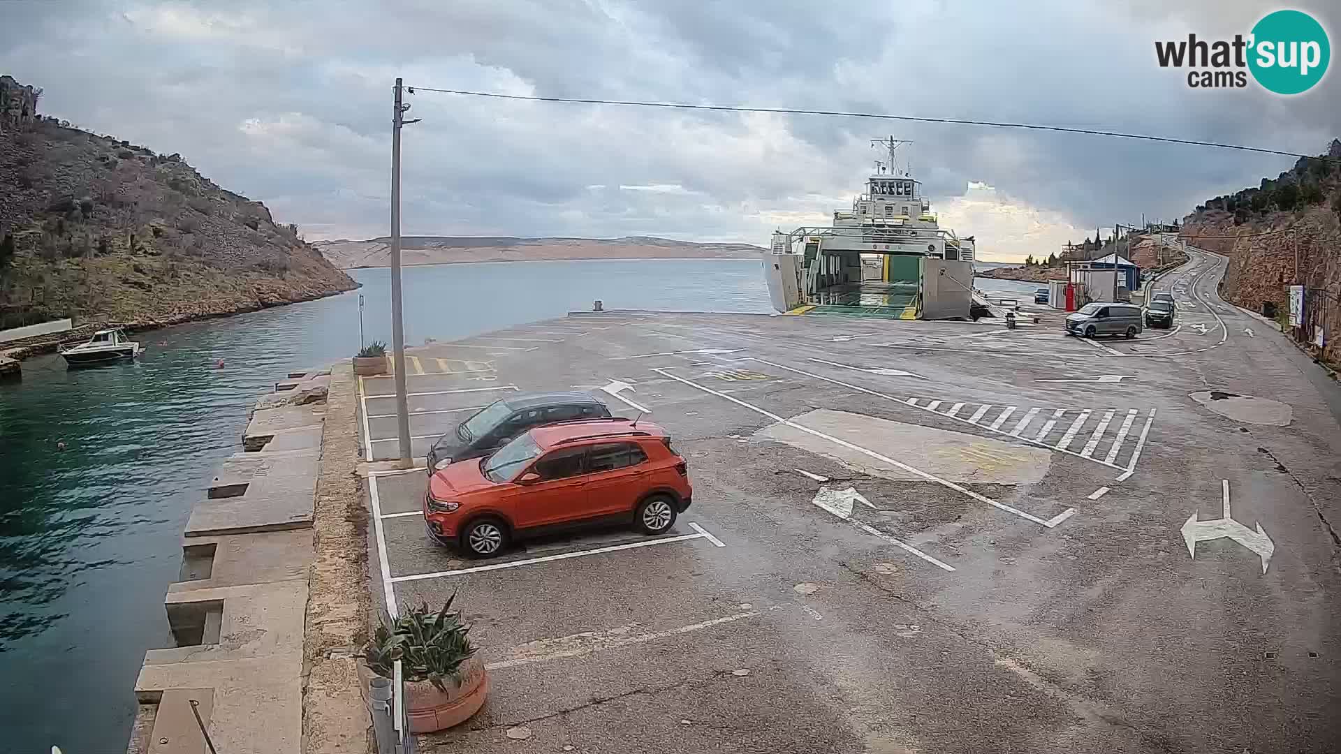 Webcam Fährhafen Prizna – zur Insel Pag