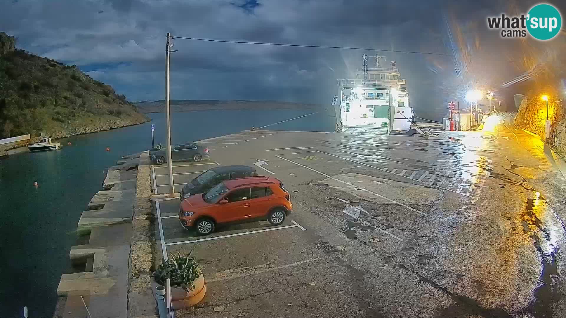 Webcam Prizna ferry port to Pag island
