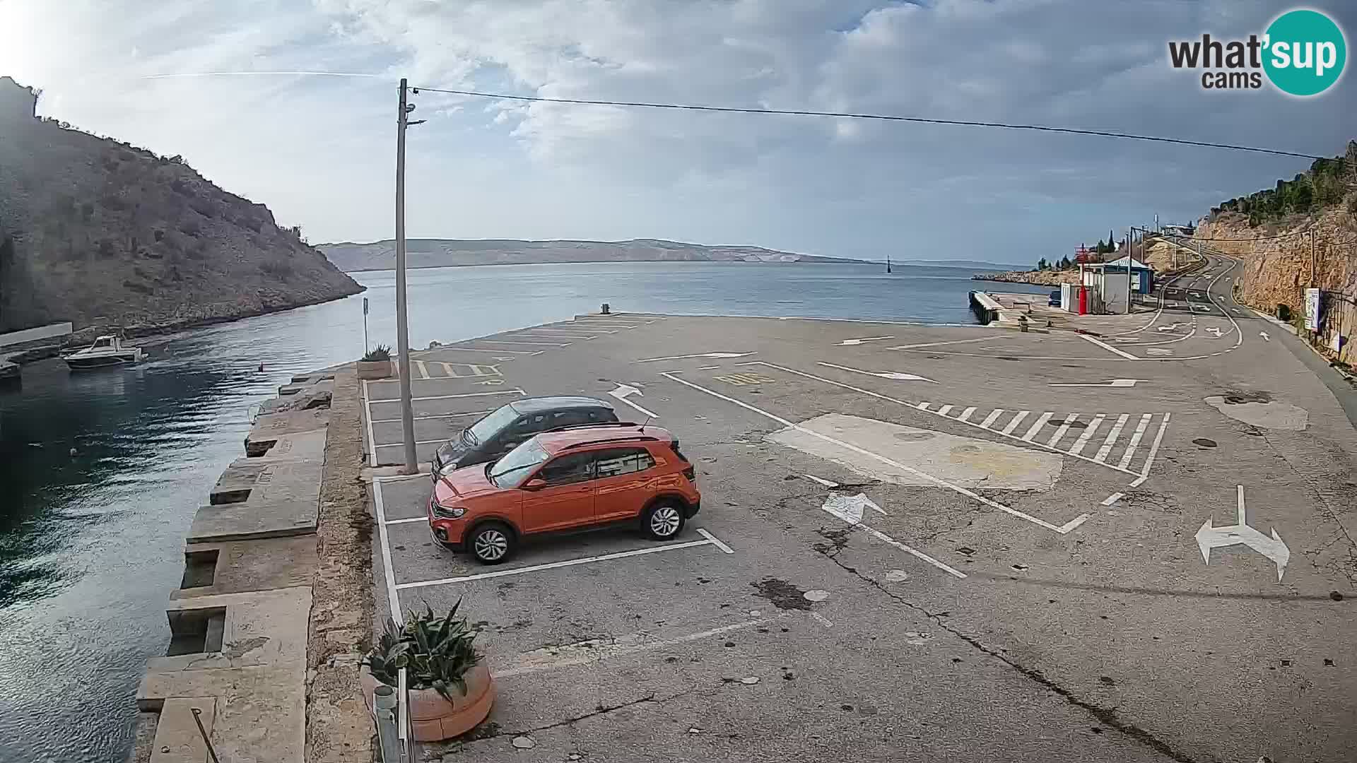 Webcam del puerto de ferris de Prizna – hacia la isla de Pag