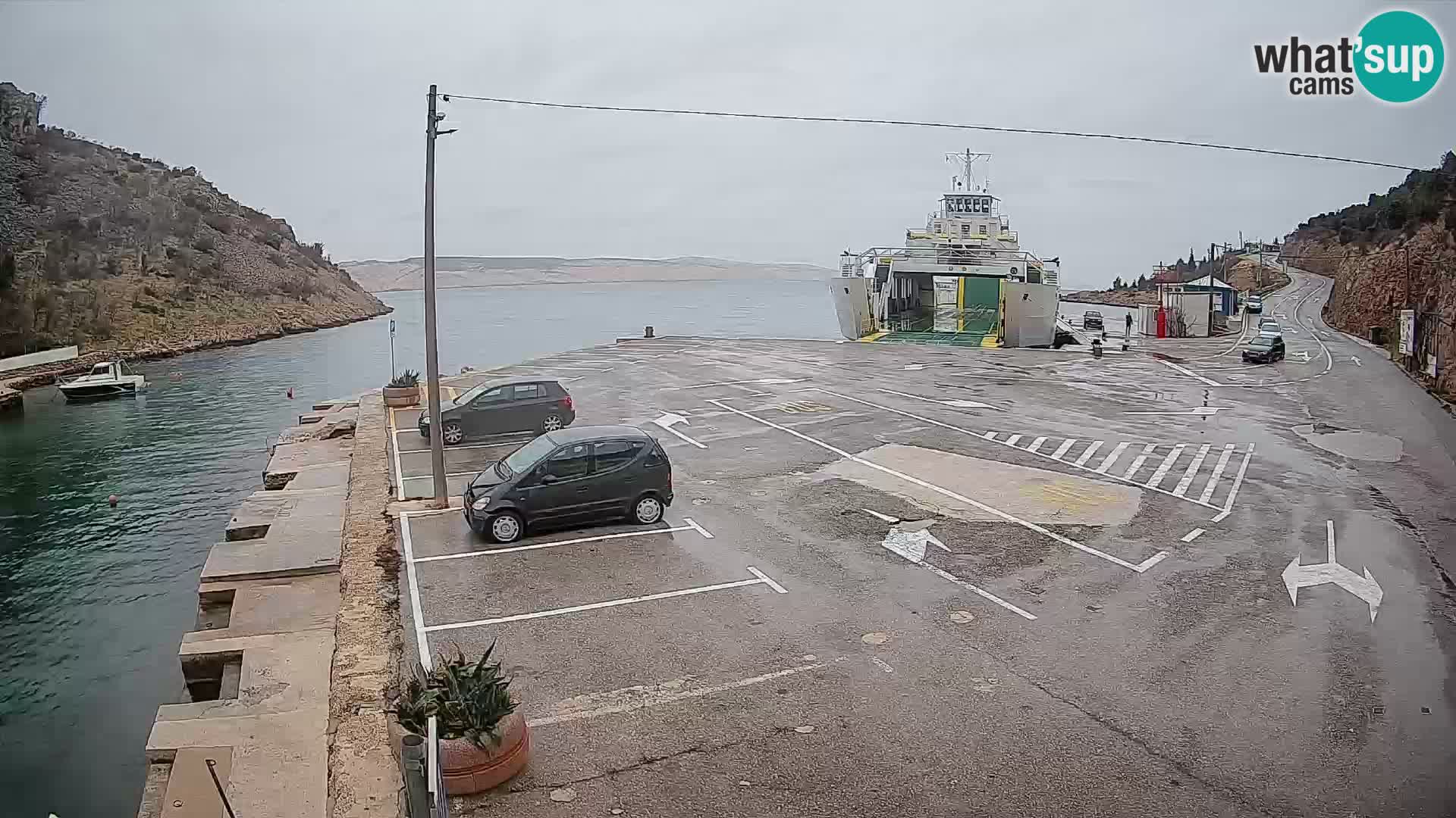 Webcam Prizna ferry port to Pag island