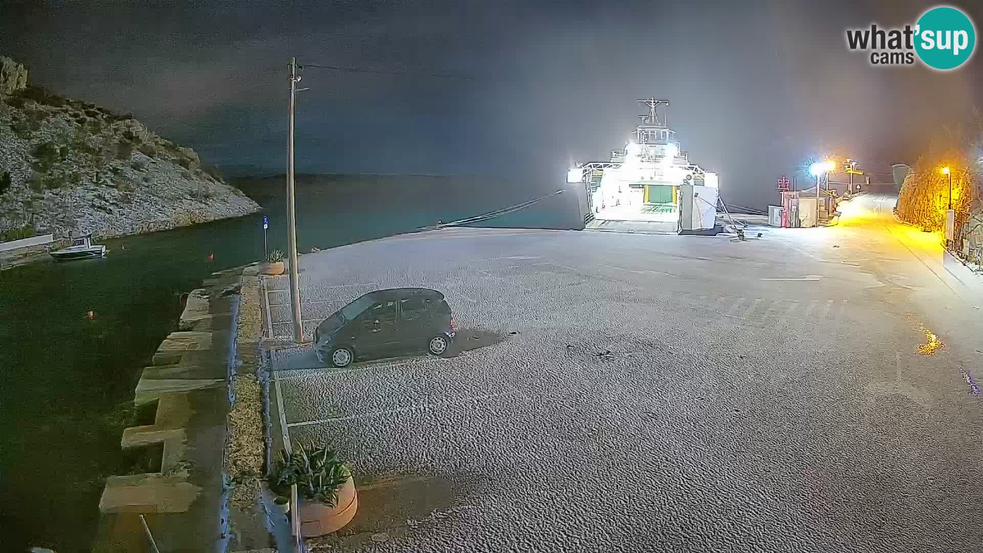 Webcam Prizna ferry port to Pag island