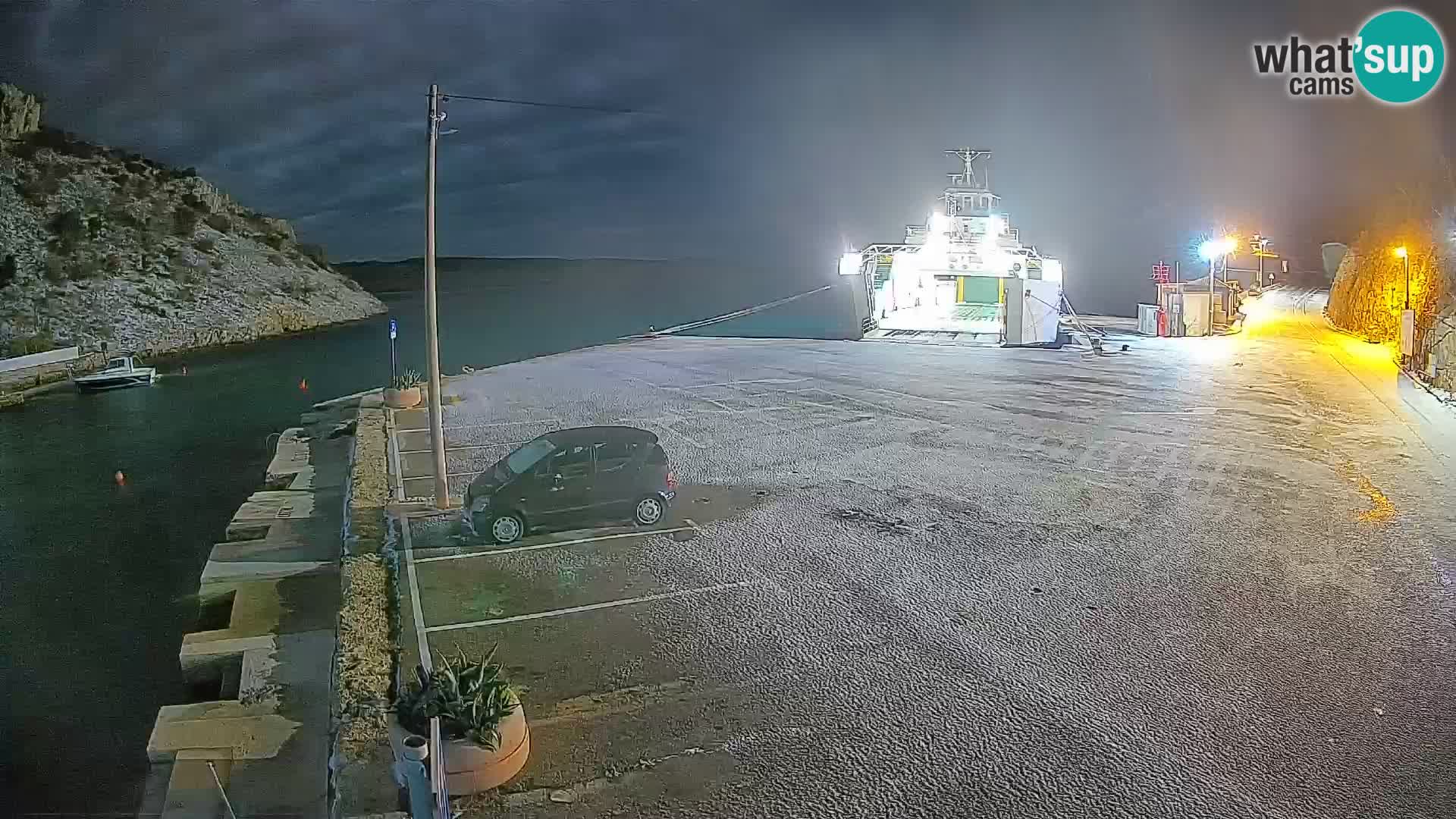 Webcam Prizna ferry port to Pag island
