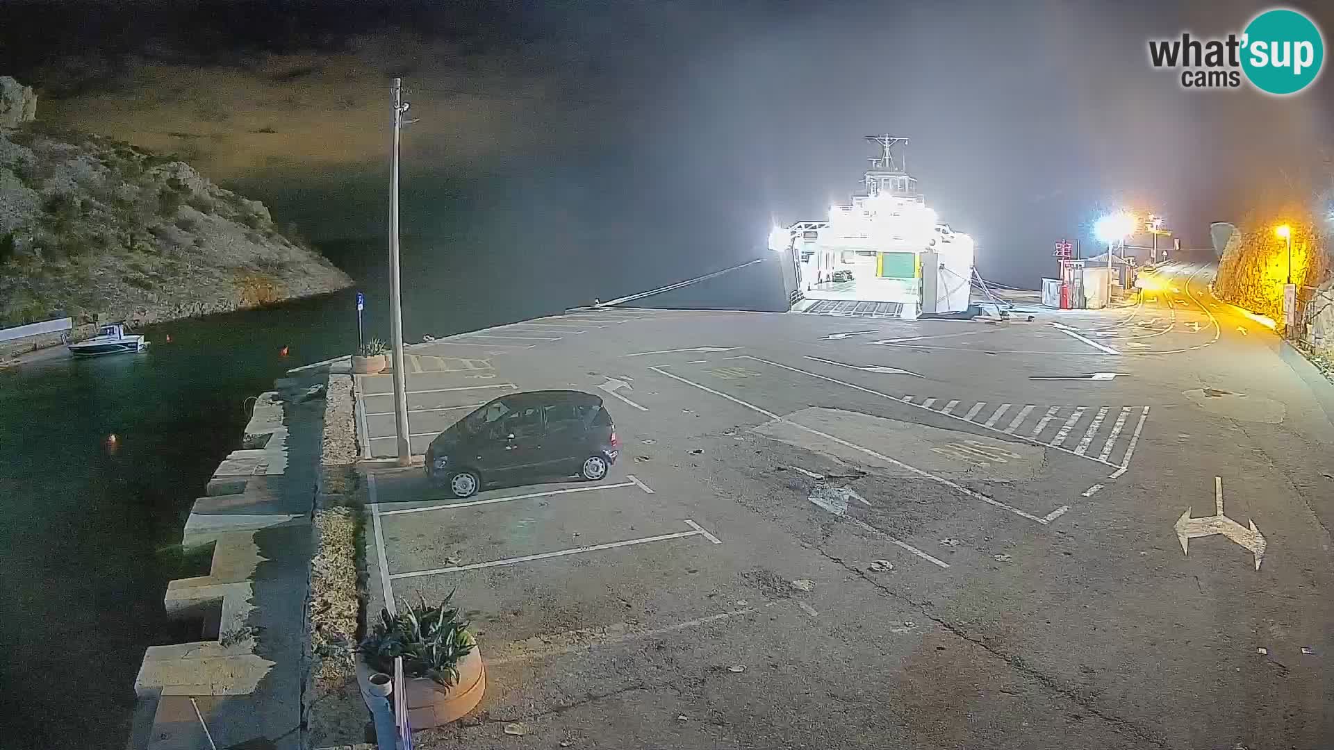 Webcam Prizna ferry port to Pag island