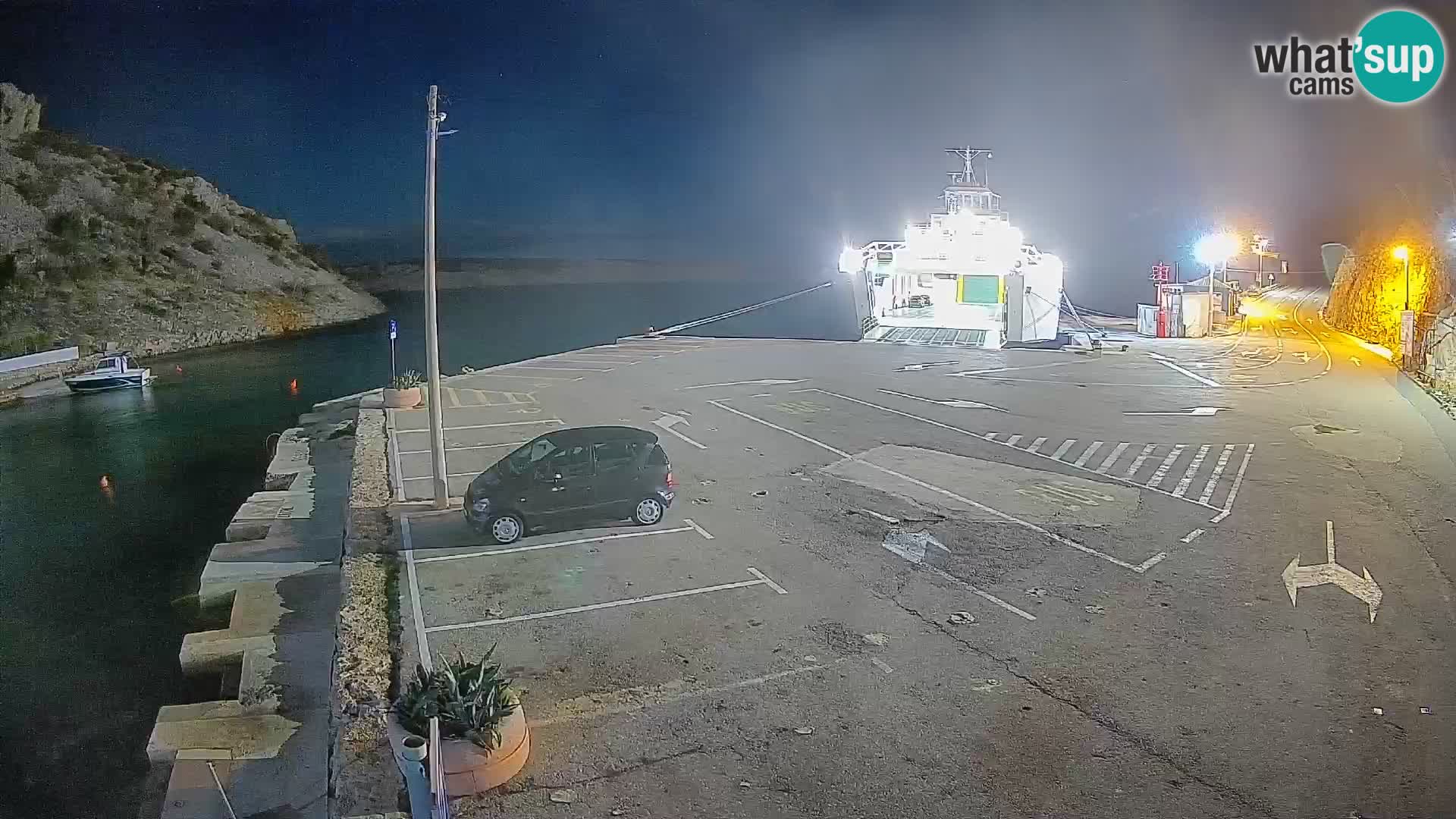 Webcam Prizna ferry port to Pag island